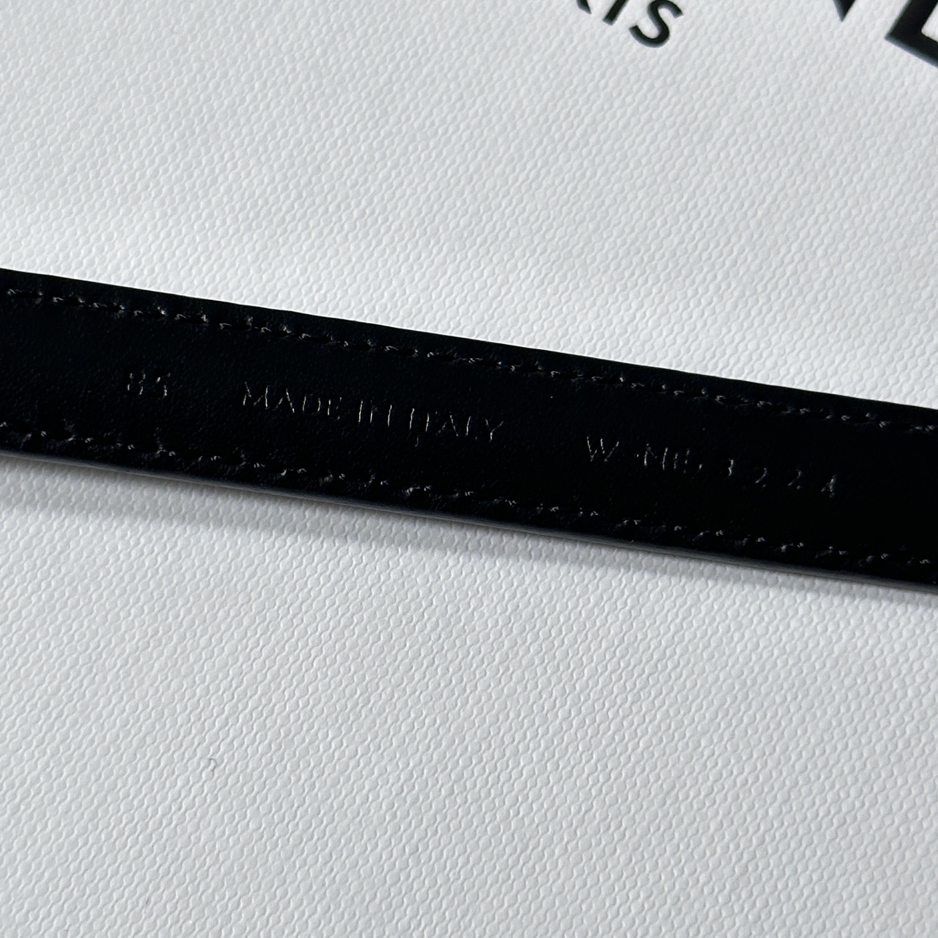 Celine SMALL TRIOMPHE BELT IN TAURILLON LEATHER Size ONE SIZE - 8 Thumbnail