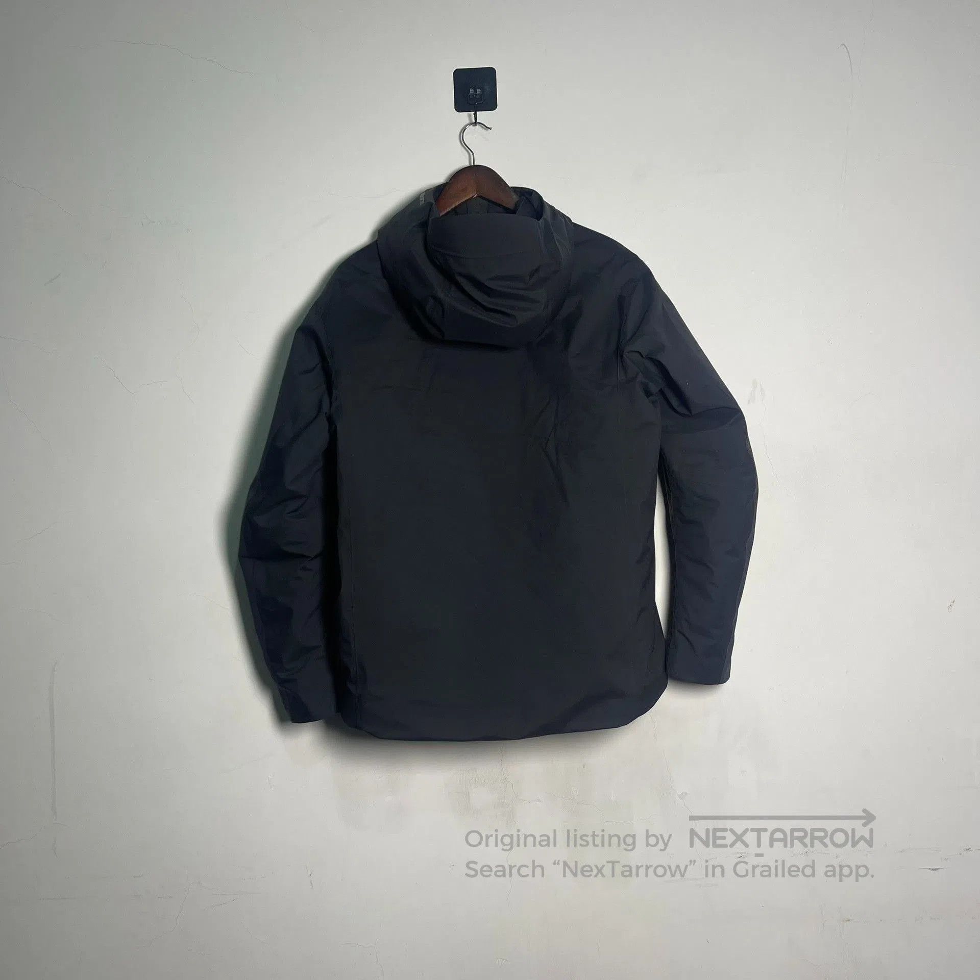 Other KOLON SPORT HIKING VENTURA Down Jacket. Size US L / EU 52-54 / 3 - 7 Thumbnail
