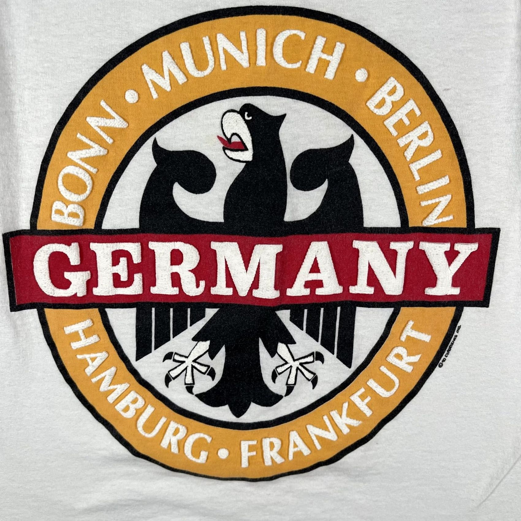 Vintage VINTAGE Royal First Class Shirt Mens Small White Eagle Crest Tank Germany Travel Size US S / EU 44-46 / 1 - 3 Thumbnail