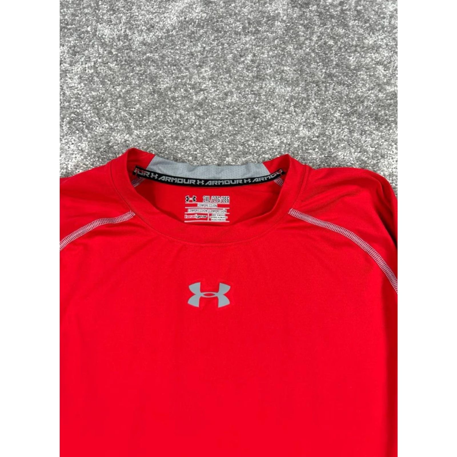 Under Armour Under Armour Shirt Mens Xxl Red Heatgear Training Pullover Size US XXL / EU 58 / 5 - 2 Thumbnail
