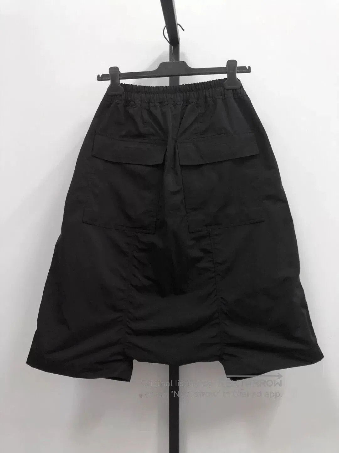 Rick Owens Rick Owens Cargo Shorts in Black. Size US 28 / EU 44 - 2 Thumbnail