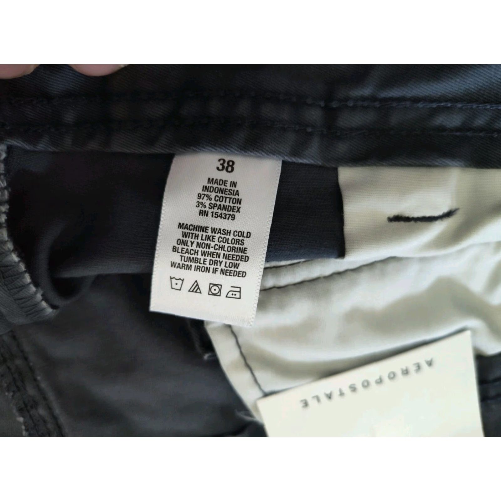 Vintage VINTAGE Aeropostale Cargo Shorts Mens Size 38 Regular Fit Blue Gray Cotton Blend Casual Travel Size US 38 / EU 54 - 5 Thumbnail