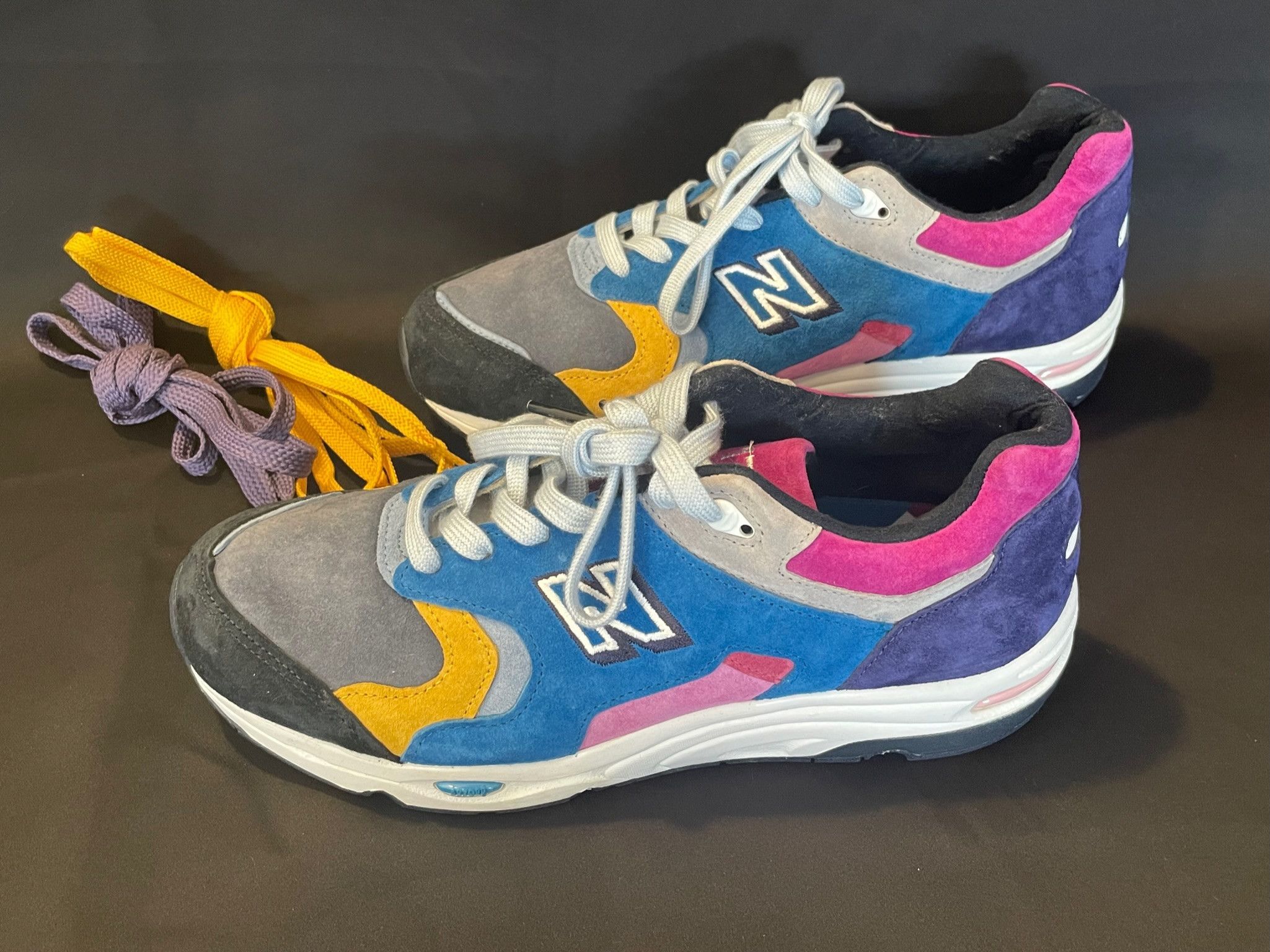 New Balance New Balance 1700 “The Colorist” (Blue) Size US 10 / EU 43 - 1 Thumbnail