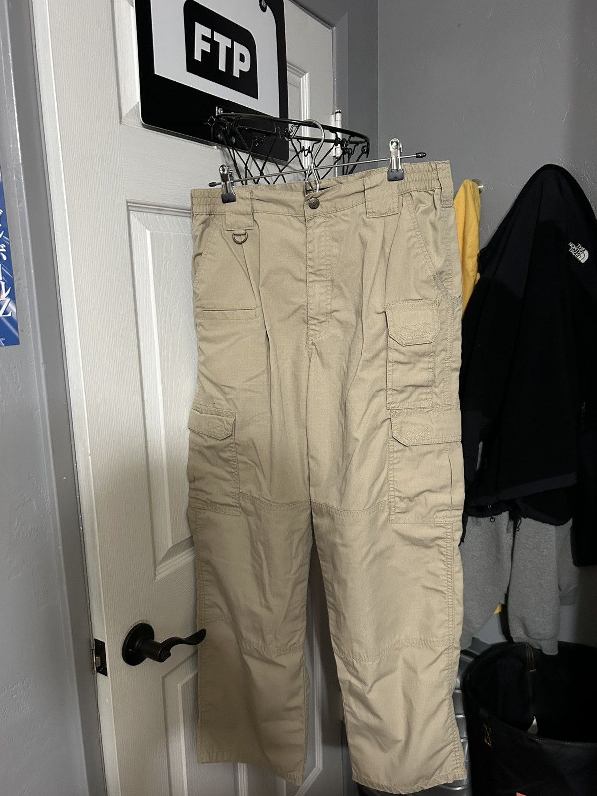 5.11 5.11 tactical cargo pants Size US 32 / EU 48 - 1 Thumbnail