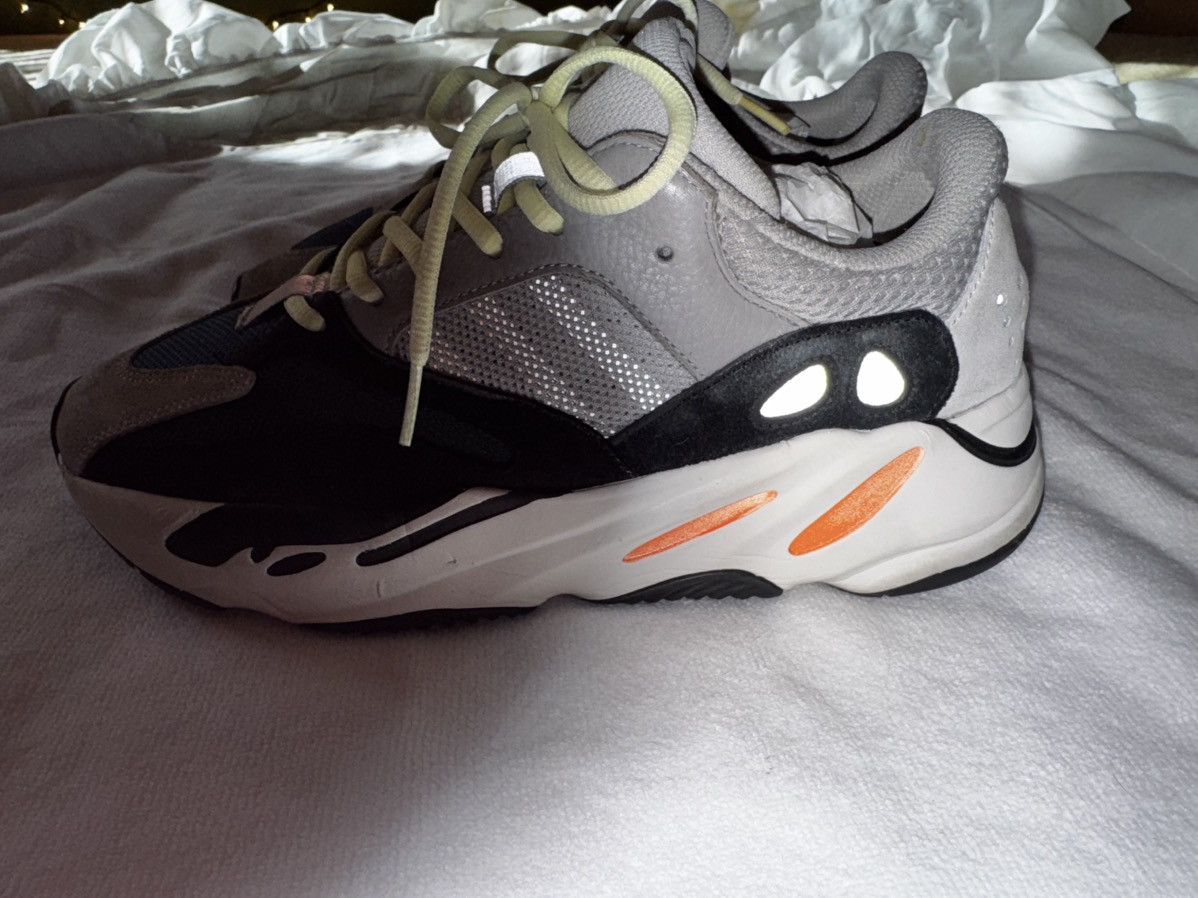 Yeezy Yeezy 350 Wave runner Size US 9.5 / EU 42-43 - 6 Thumbnail