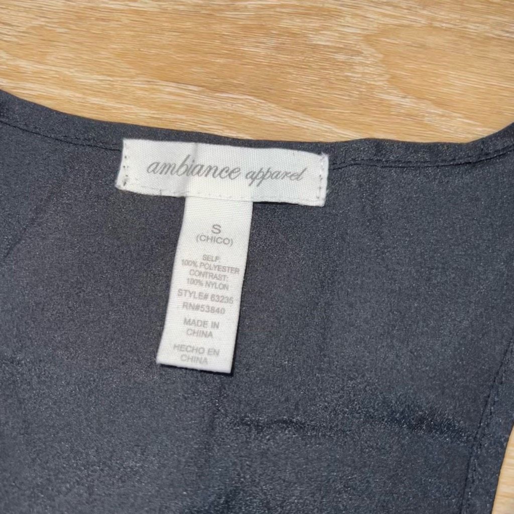 Abercrombie & Fitch 7 Pc. Bundle, Lush, NOBO, Salt Life, Ambiance Apparel, A+F, Miami, AEO, Small Size S / US 4 / IT 40 - 6 Thumbnail