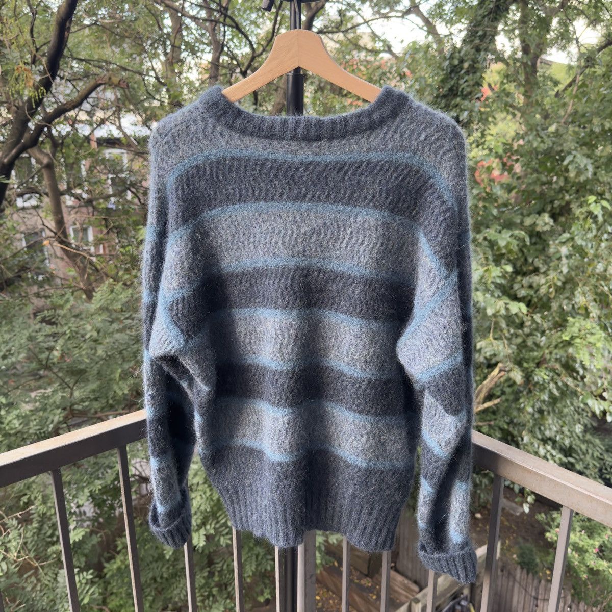 Ermenegildo Zegna Vintage Zegna Blue Mohair Sweater ERD Grunge Faded Size US XL / EU 56 / 4 - 2 Thumbnail