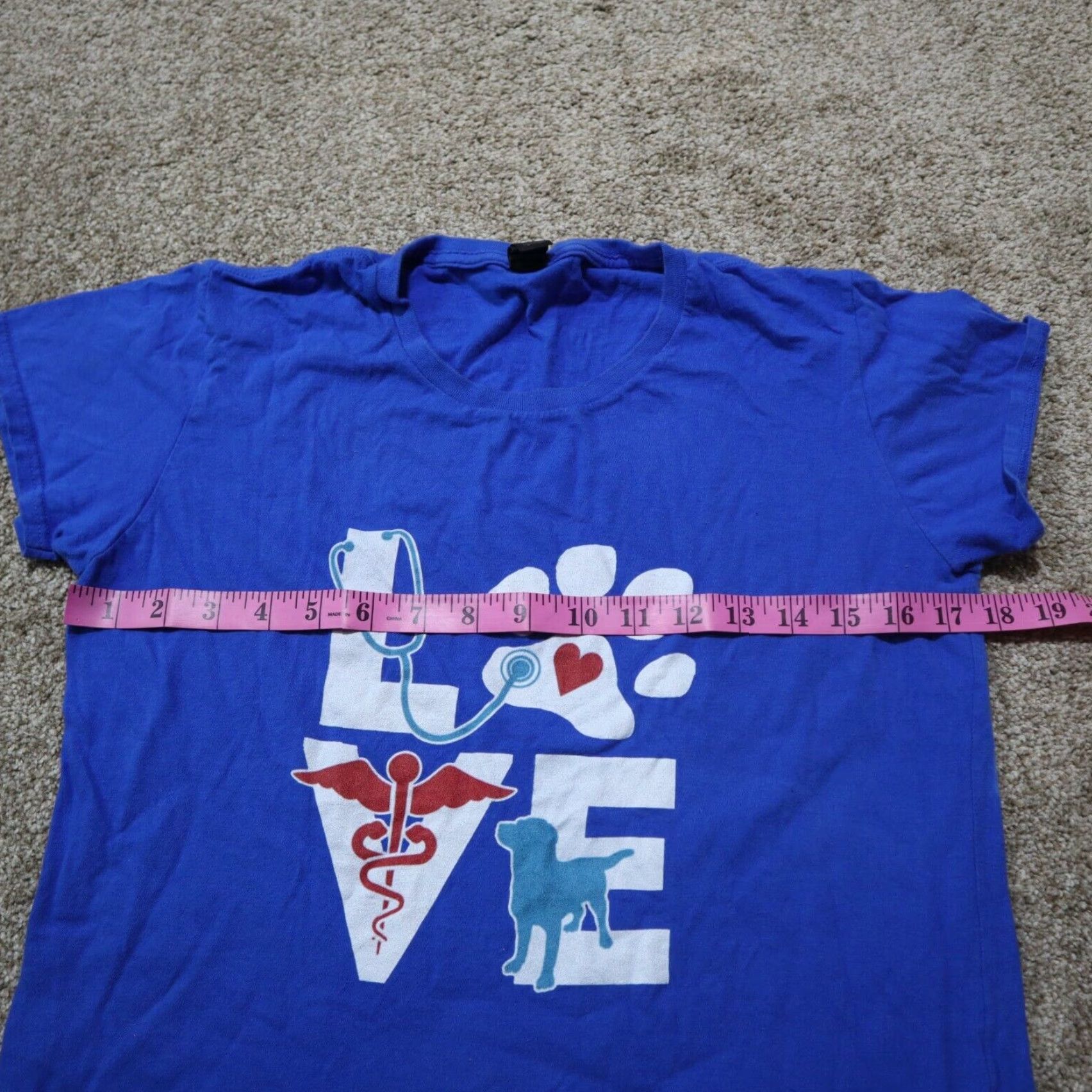 Gildan Love Vet Tee T-Shirt Blue Dog Cat Animals Veterinarian Women's Size M Medium Size M / US 6-8 / IT 42-44 - 4 Thumbnail