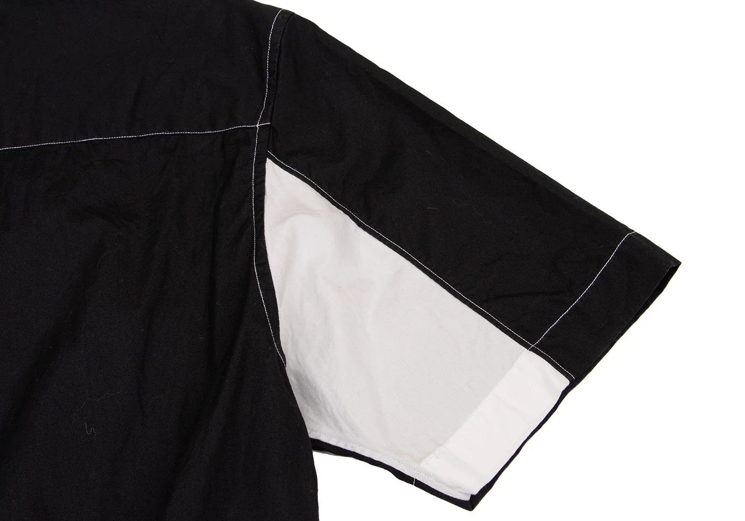 Ganryu Bicolor Short Sleeve Shirt in Black and White, Size M Size US M / EU 48-50 / 2 - 13 Thumbnail