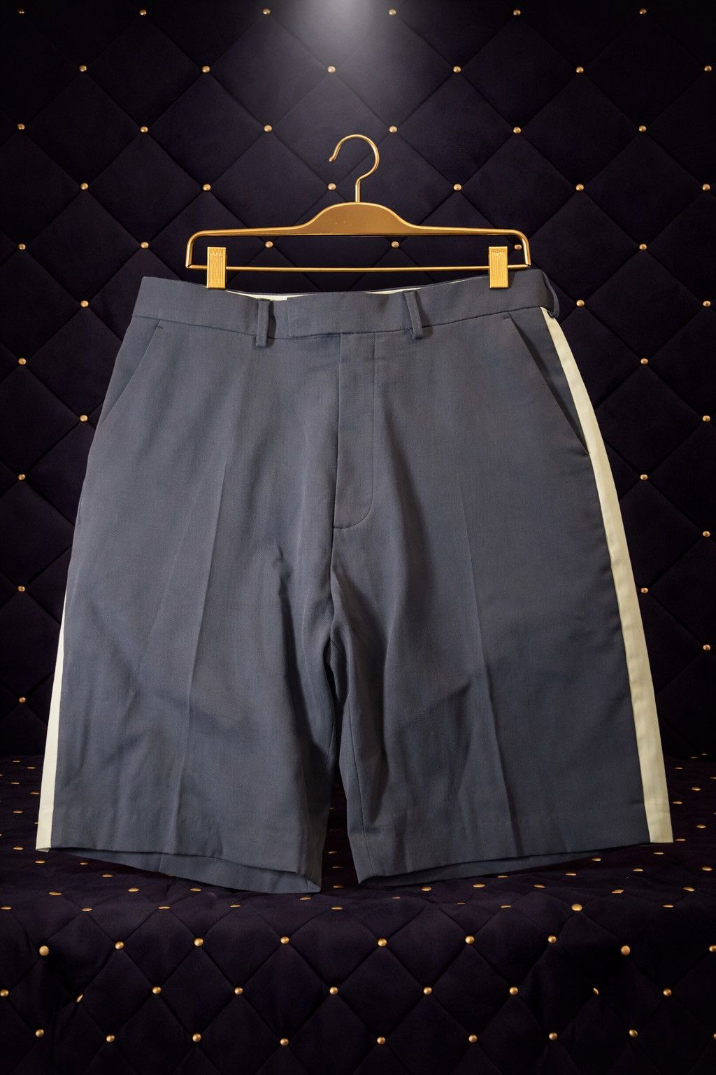 Other GREY SIDE STRIPE DRESS SHORTS Size US 36 / EU 52 - 1 Preview