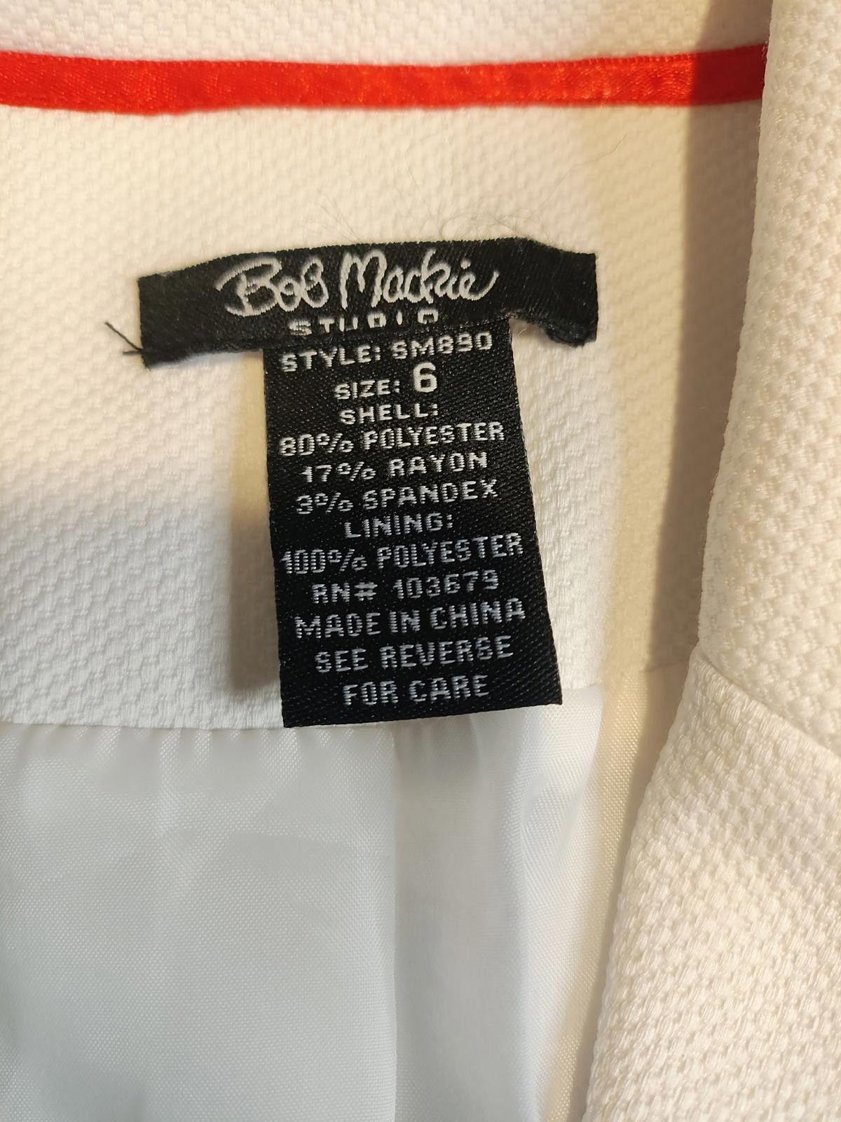 Other Bob Mackie Women's White Tailored Blazer Size M / US 6-8 / IT 42-44 - 8 Thumbnail