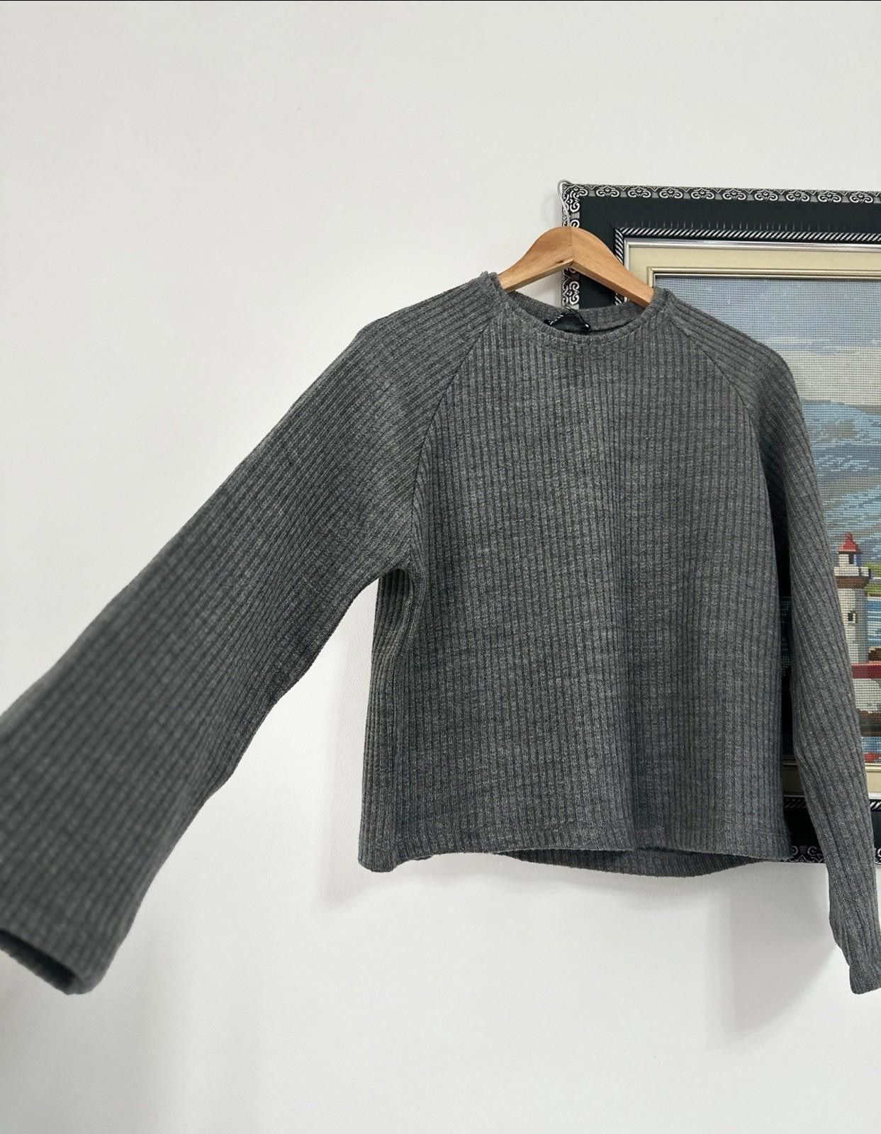 Zara ZARA Jumper Wide Arms BNWT Size S / US 4 / IT 40 - 2 Thumbnail