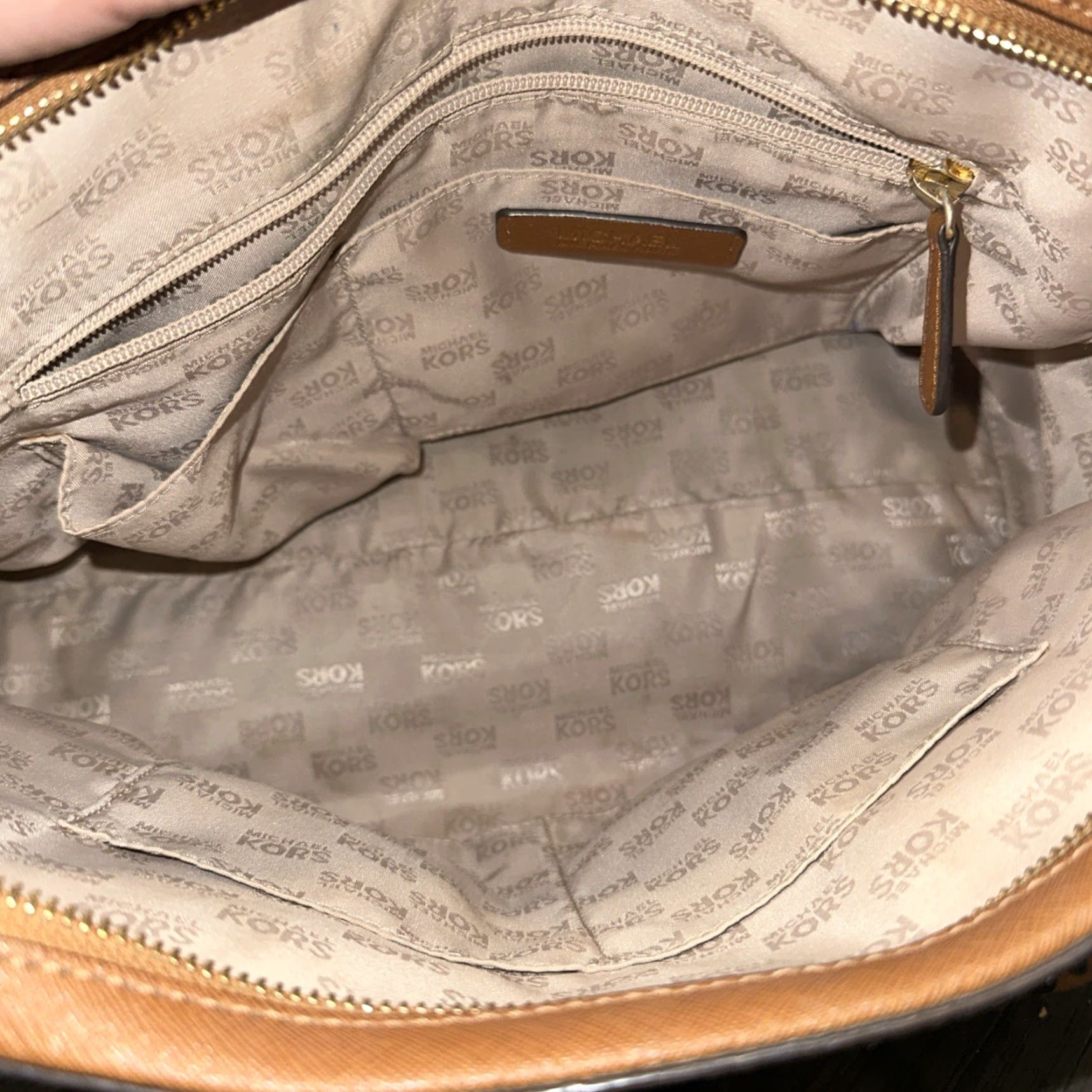 Vintage MICHAEL KORS Satchel Bag Dome Top Handle Leather Tan Gold Hardware Women’s Handbag, - Size Not Specified Size ONE SIZE - 5 Thumbnail
