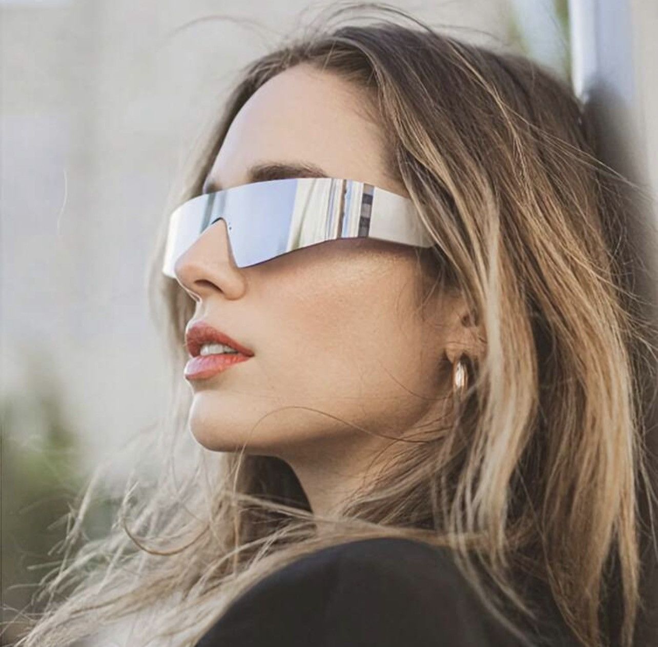 Other Futuristic Shield Sunglasses Silver Mirrored UV400 Y2K Size ONE SIZE - 6 Thumbnail
