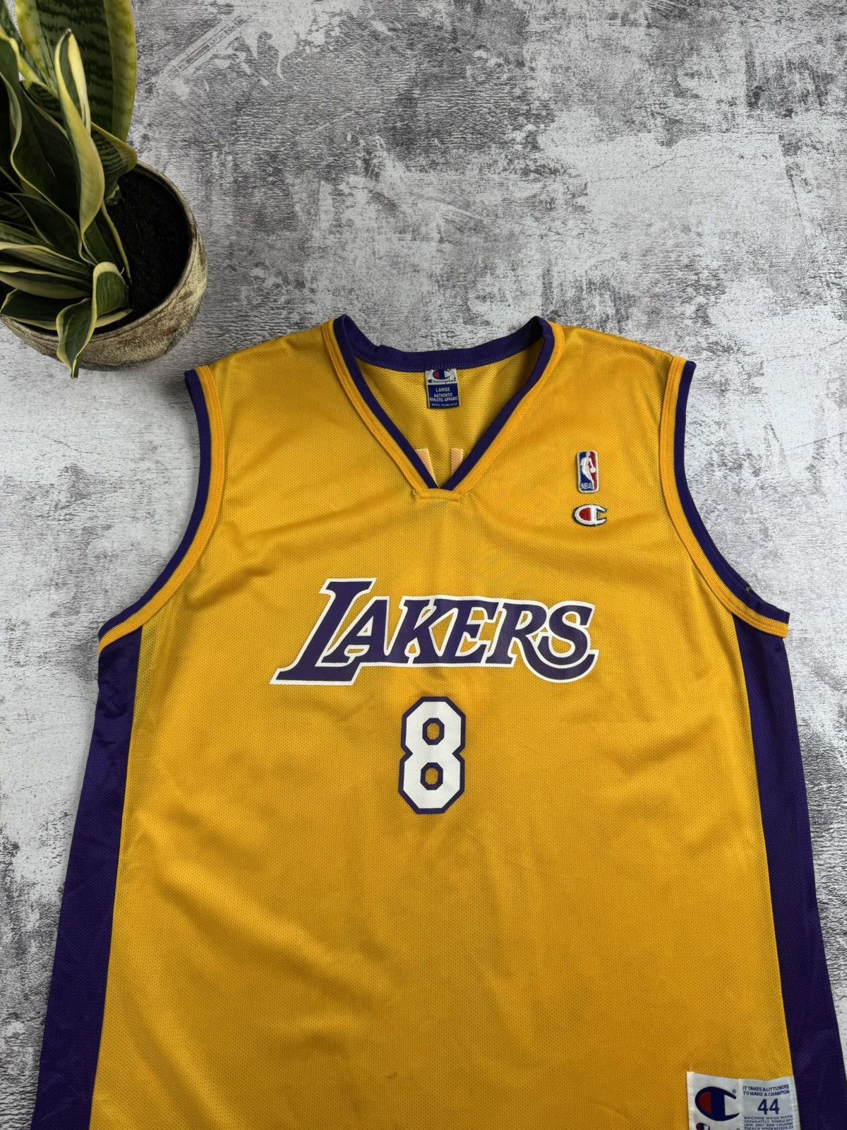 NBA Vintage Lakers Kobe Bryant #8 Rap Shirt Basketball Jersey Size US L / EU 52-54 / 3 - 6 Thumbnail