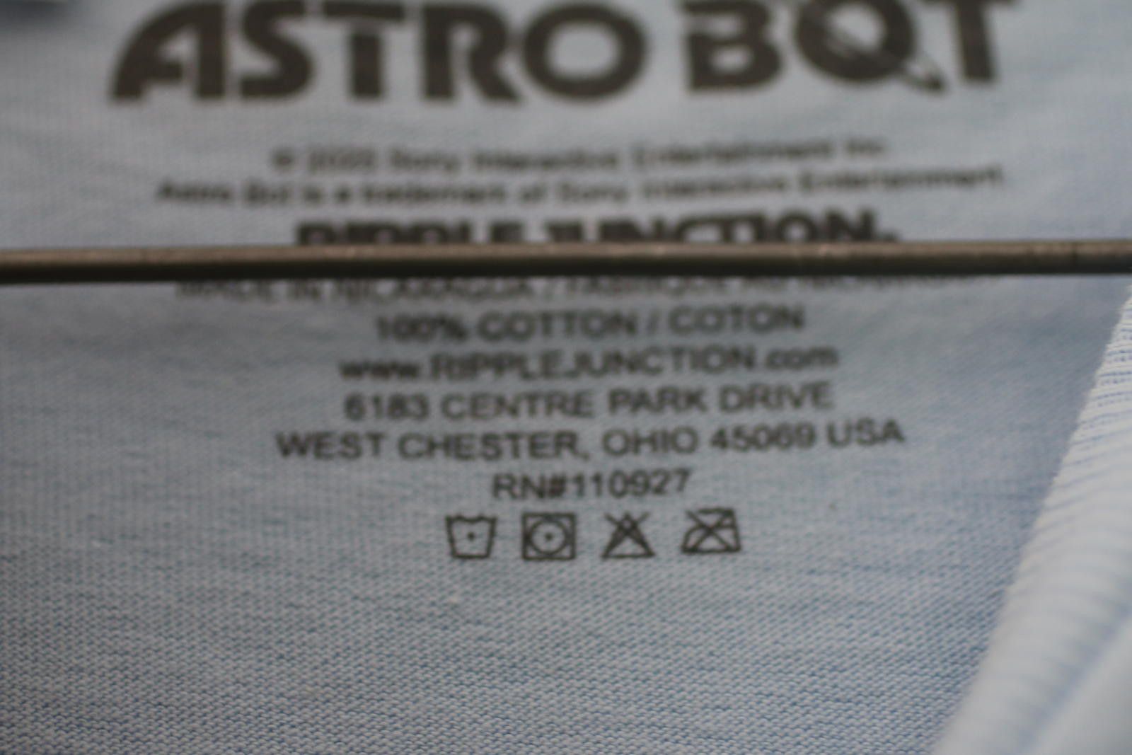 Other Official Astro Bot Blue Graphic T-Shirt Medium PlayStation Size US M / EU 48-50 / 2 - 8 Thumbnail