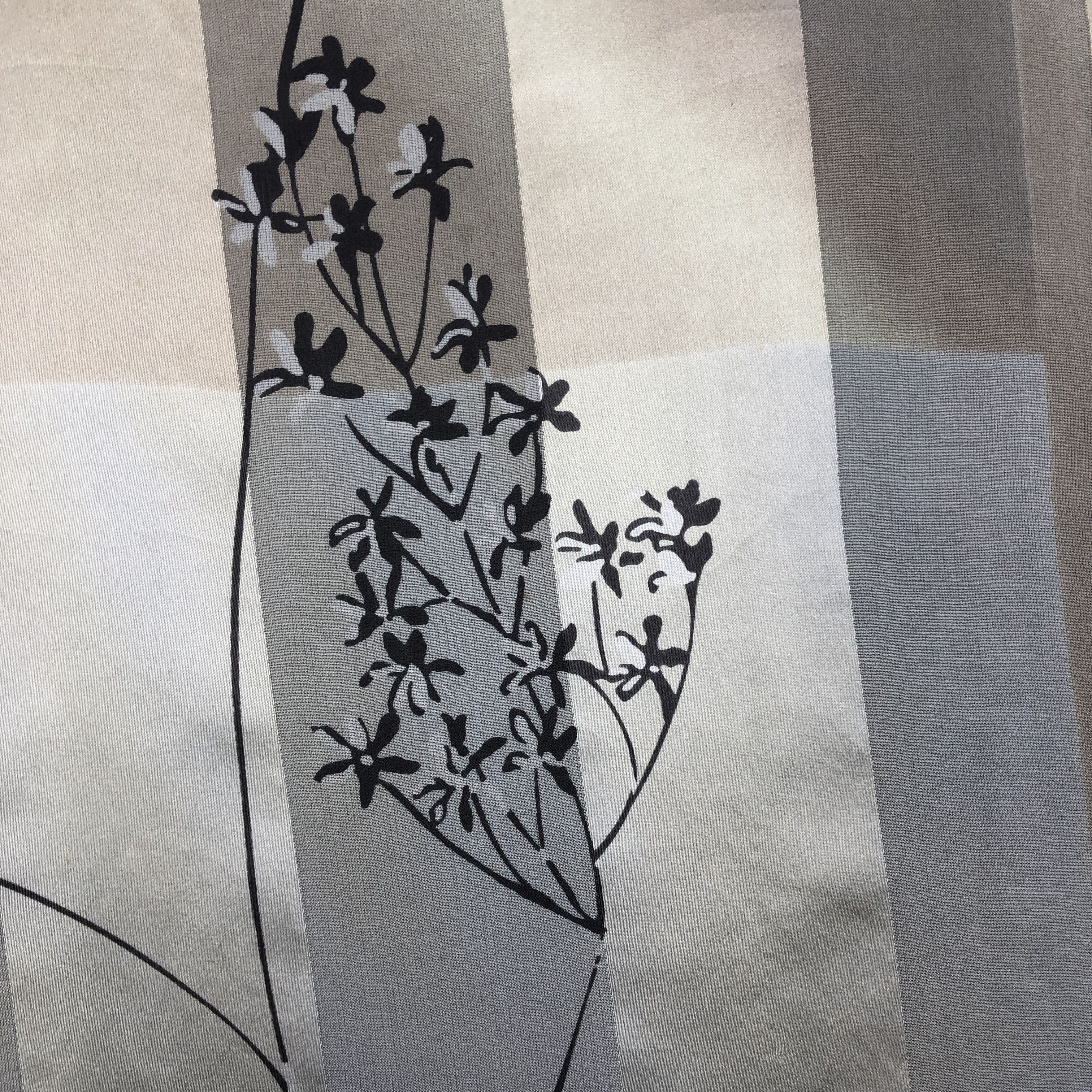 Guy Laroche × Vintage Vintage Guy Laroche SILK Scarf Twill Stole Wraps Scarves Size ONE SIZE - 6 Thumbnail