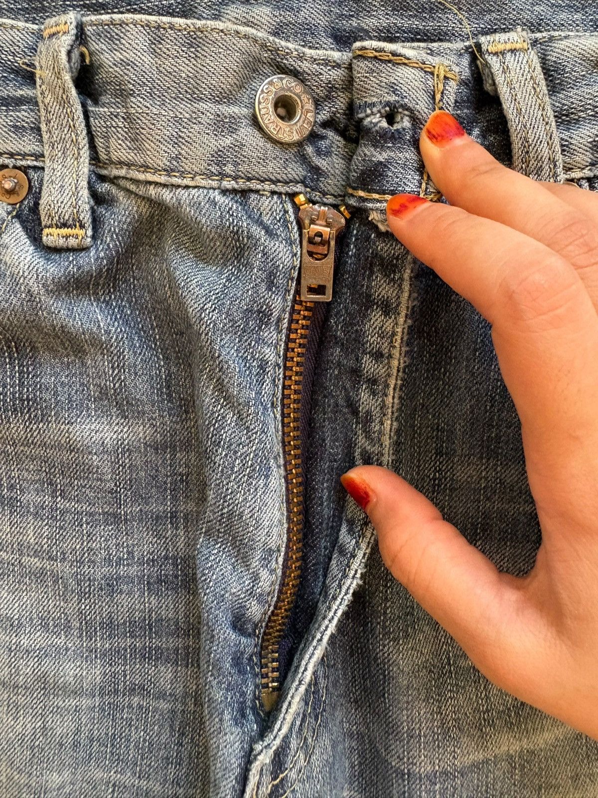 Levi's Vintage 90s Levis 502 Mud Wash Ripped Loose Baggy Jeans Size US 30 / EU 46 - 3 Thumbnail
