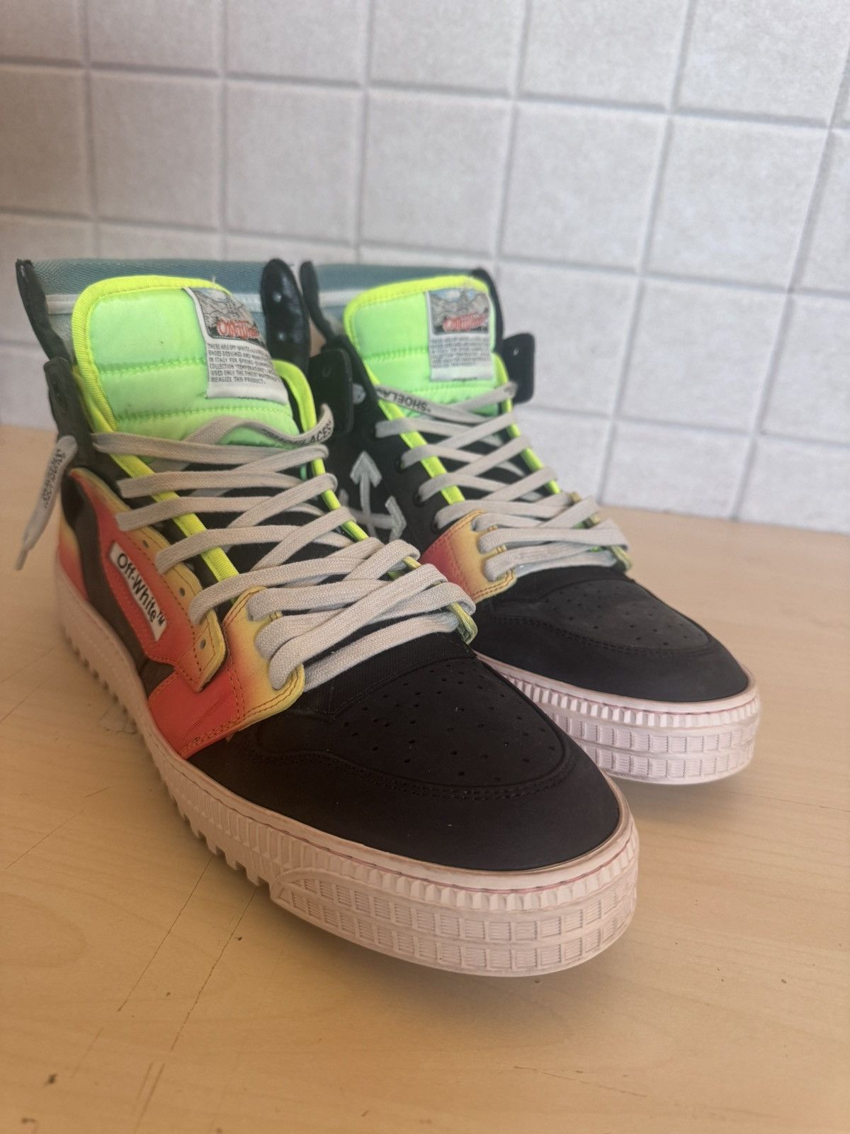 Off-White Off-White Off-Court Sneaker Size US 11 / EU 44 - 11 Thumbnail