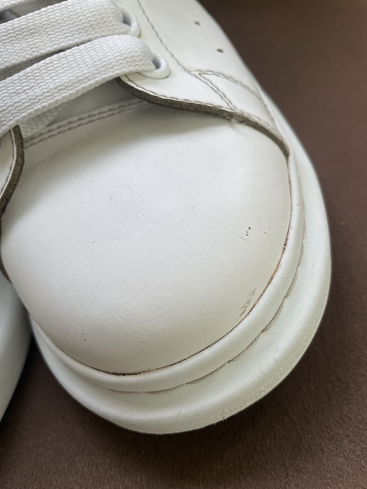 Alexander McQueen Alexander McQueen Oversized low top sneakers black white Size US 7.5 / EU 40-41 - 7 Thumbnail
