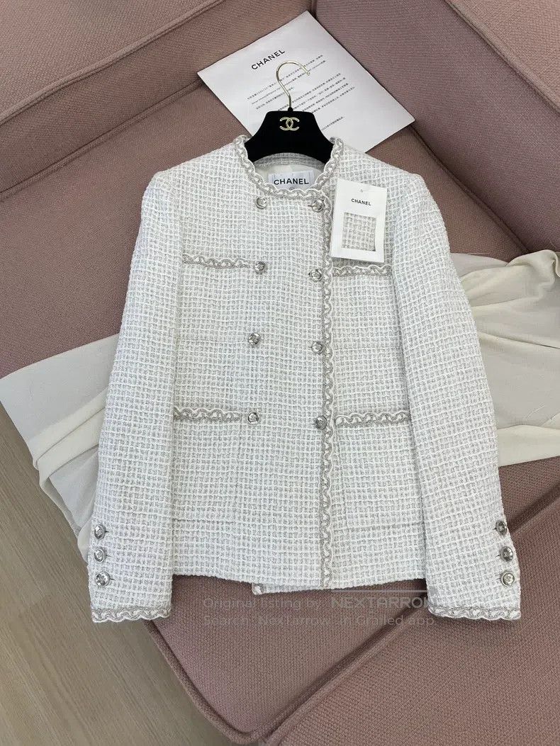 Chanel Chanel 25C white rolled tweed four-pocket double-breasted Size XS / US 0-2 / IT 36-38 - 1 Thumbnail