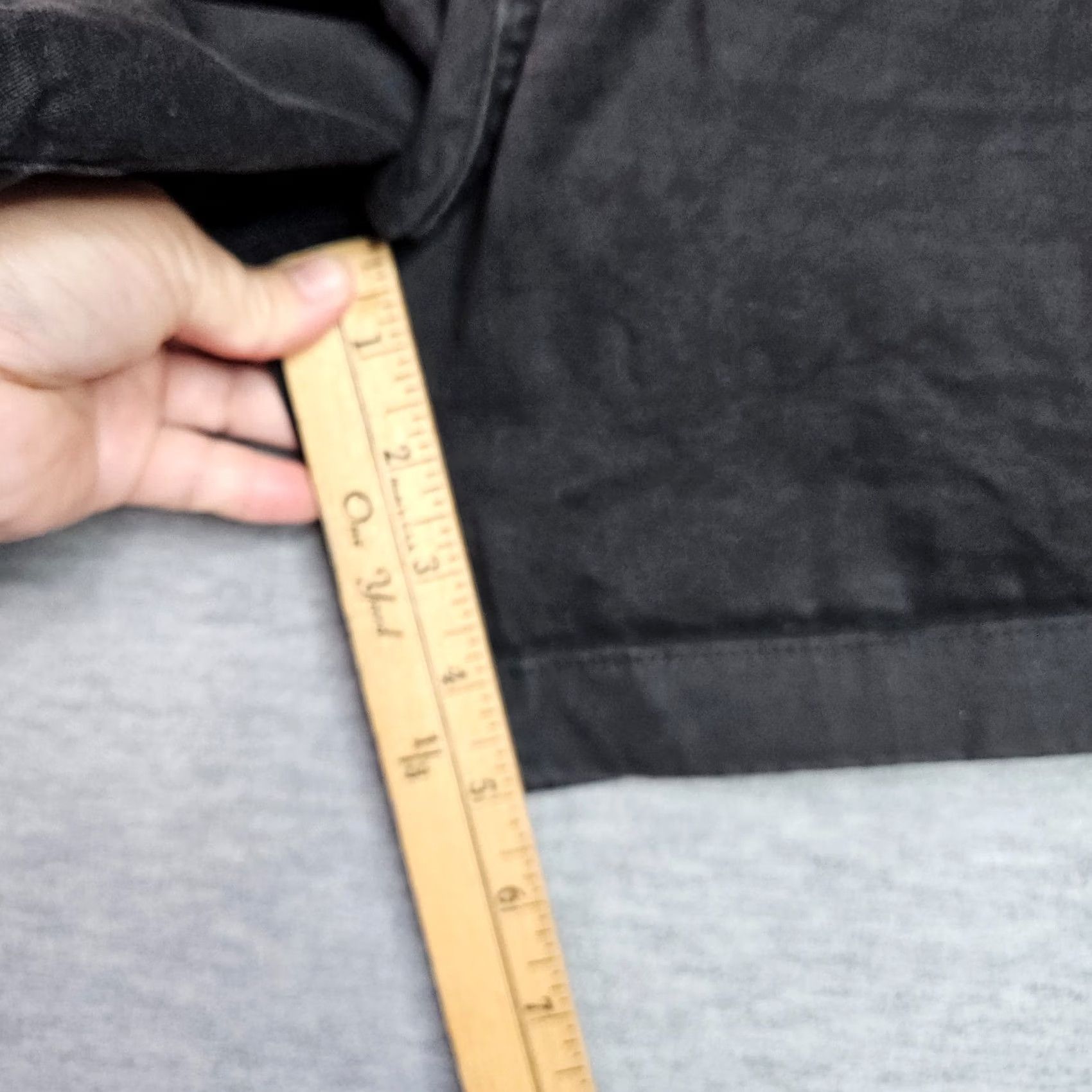 Chubbies Chubbies Regular Fit Short Men’s Black S Elastic Waist Pockets Casual Denim/Chino Style Front Flat Front Rise Mid 10-12 in Button Pocket Logo Size US 29 - 7 Thumbnail