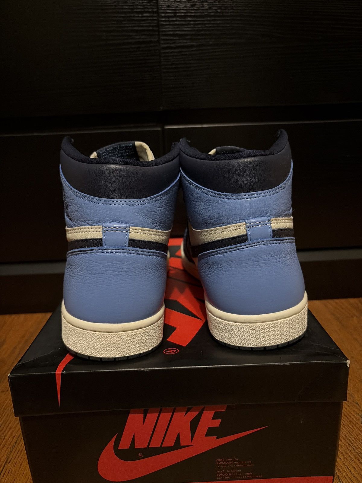 Jordan Brand JORDAN 1 RETRO HIGH OG 'OBSIDIAN' Size US 10 / EU 43 - 4 Thumbnail