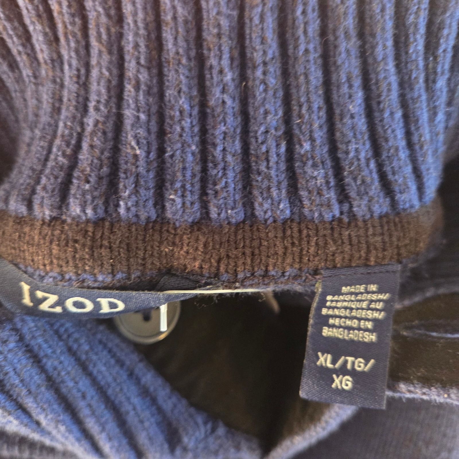 Izod Stylish Izod Men's XL Navy Blue Crew Neck Sweater Size US XL / EU 56 / 4 - 5 Thumbnail
