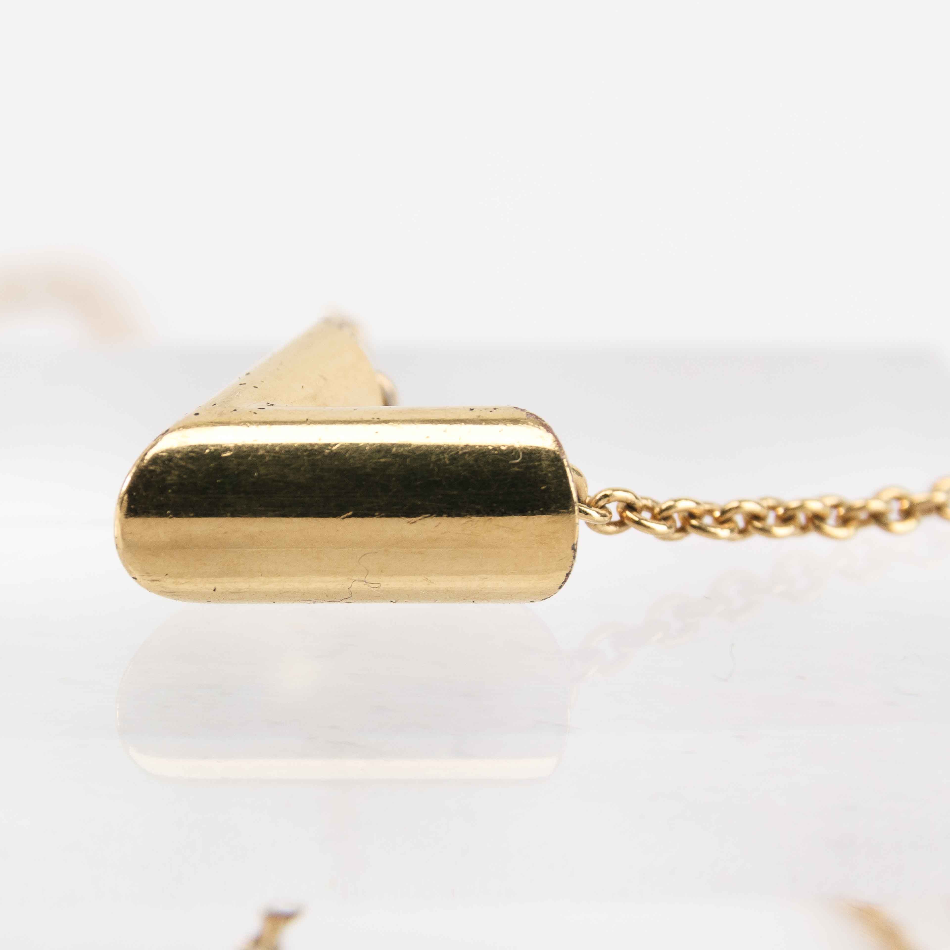 Louis Vuitton Louis Vuitton Essential V Gold-Tone Necklace Size ONE SIZE - 9 Thumbnail