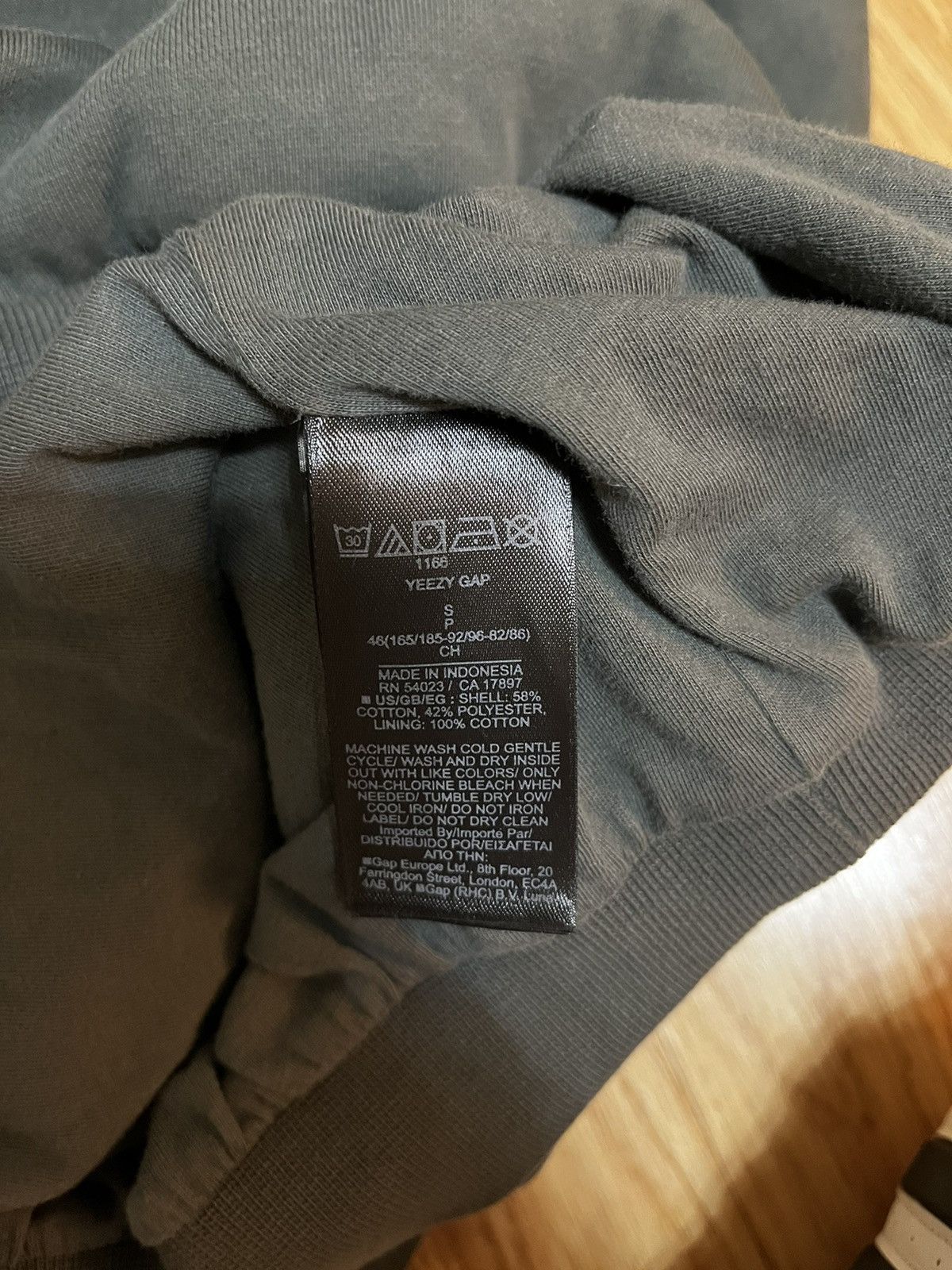 Gap × Kanye West × Yeezy Yeezy gap logo hoodie Size US S / EU 44-46 / 1 - 4 Thumbnail