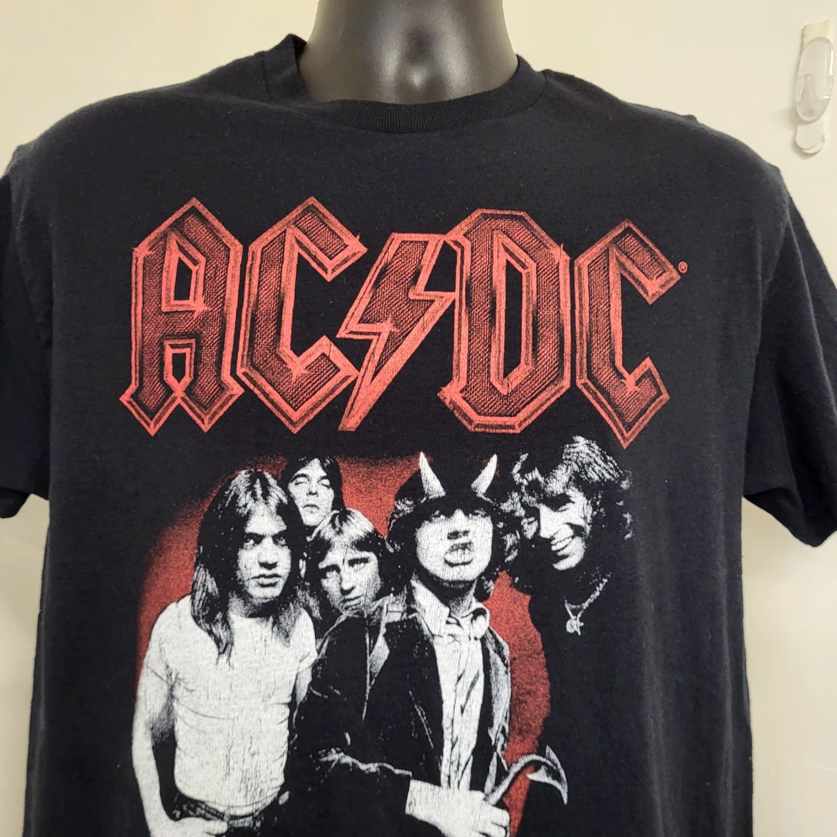 Vintage AC/DC Highway To Hell T-Shirt Men's Size M Black Short Sleeve Crew Neck Band Rock Music 80s Band Merch Holiday Sale Size US M / EU 48-50 / 2 - 5 Thumbnail