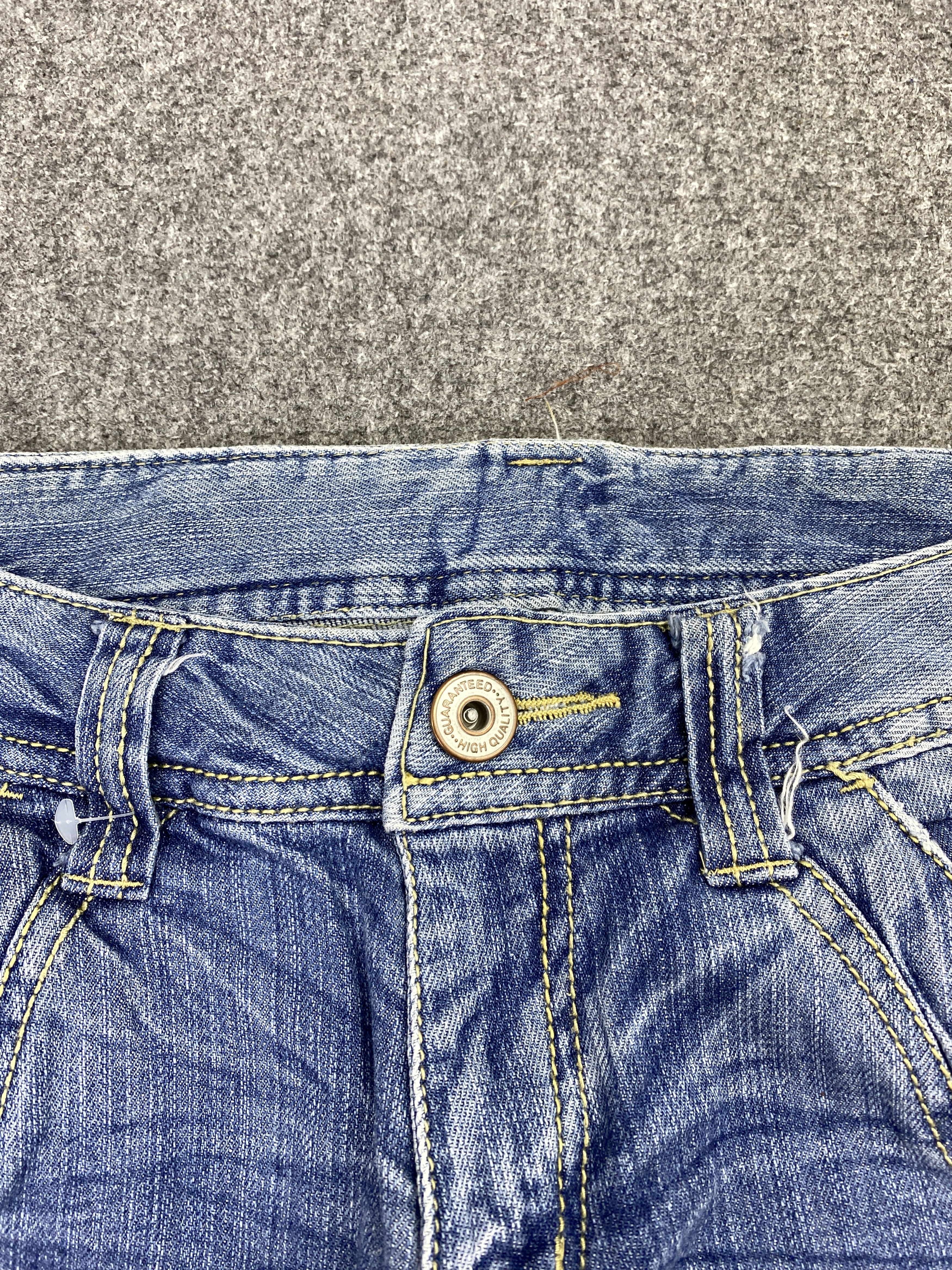 Japanese Brand Vintage Japanese Brand Bootcut Jeans DP2867 Size US 27 - 5 Thumbnail