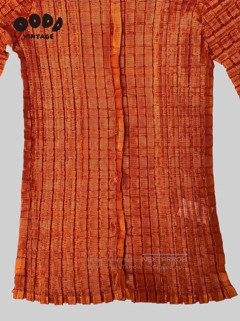 Issey Miyake Issey Miyake Size: Medium Golden Orange Plaid Pleated Shirt Size US S / EU 44-46 / 1 - 5 Thumbnail
