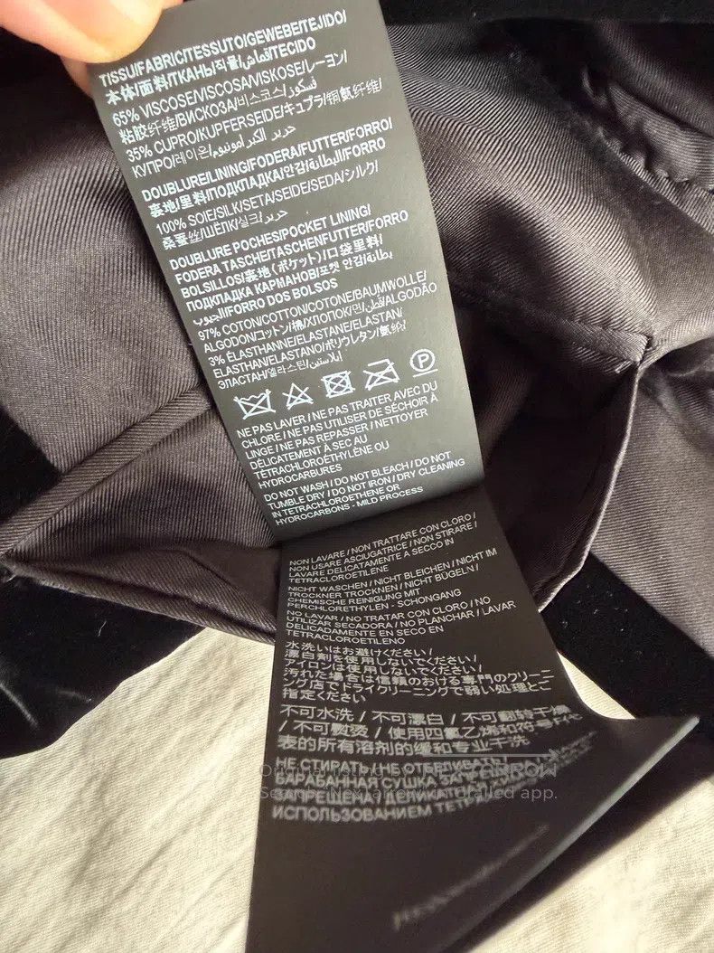 Saint Laurent Paris Saint Laurent Paris Velvet Suit Size US M / EU 48-50 / 2 - 9 Thumbnail