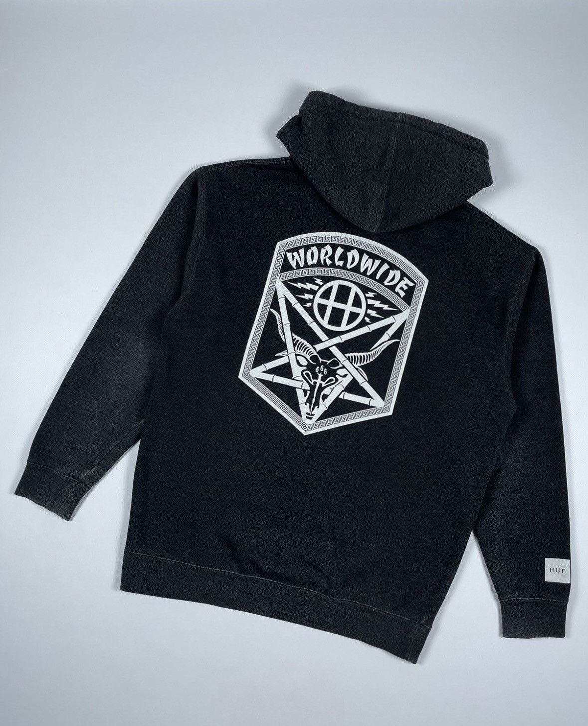 Huf × Thrasher HUF Worldwide X Thrasher Hoodie Size US L / EU 52-54 / 3 - 3 Thumbnail
