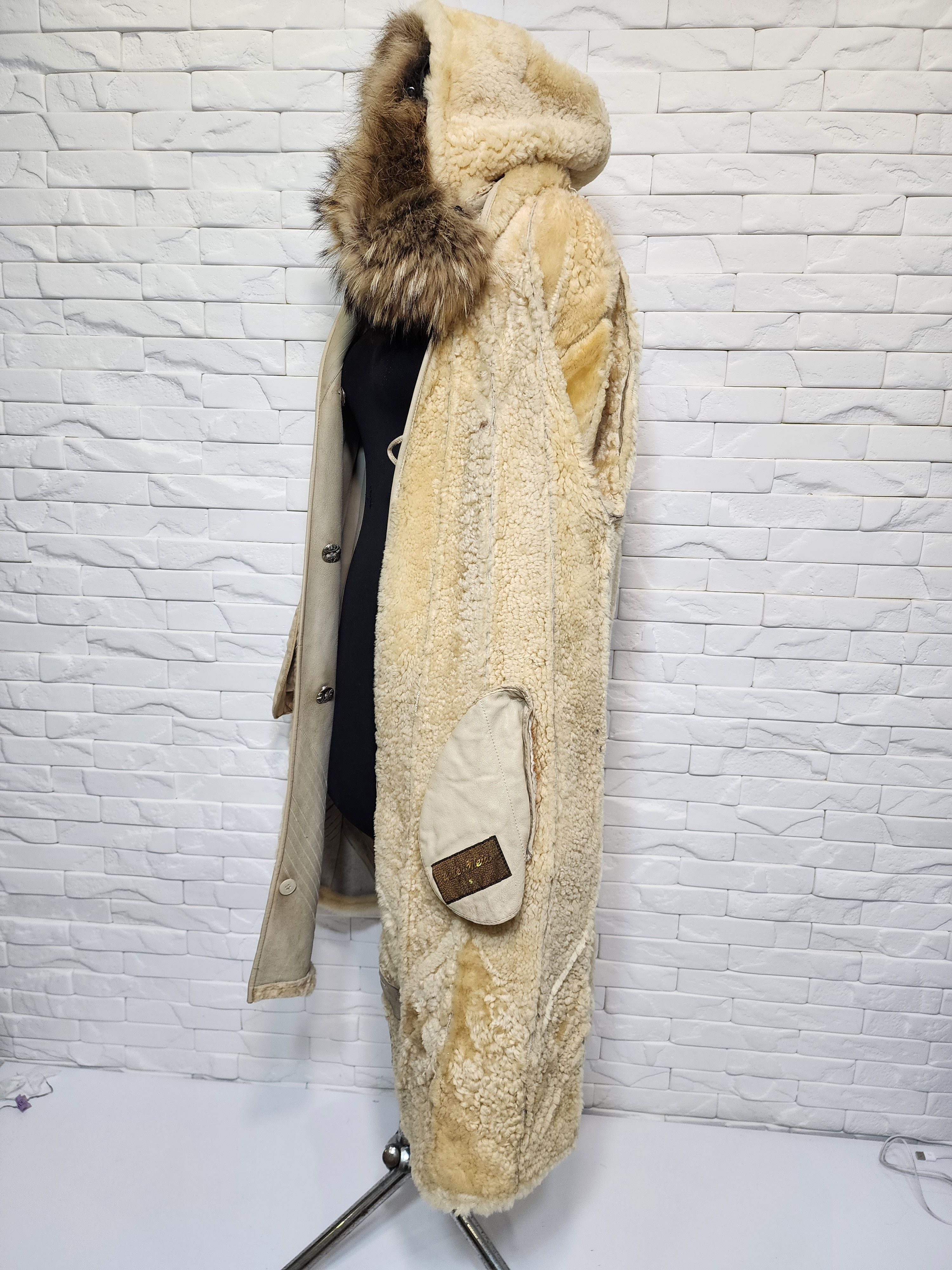 Genuine Leather Gray Sheepskin Hooded Coat: Women's Genuine Fur Size XL / US 12-14 / IT 48-50 - 9 Thumbnail