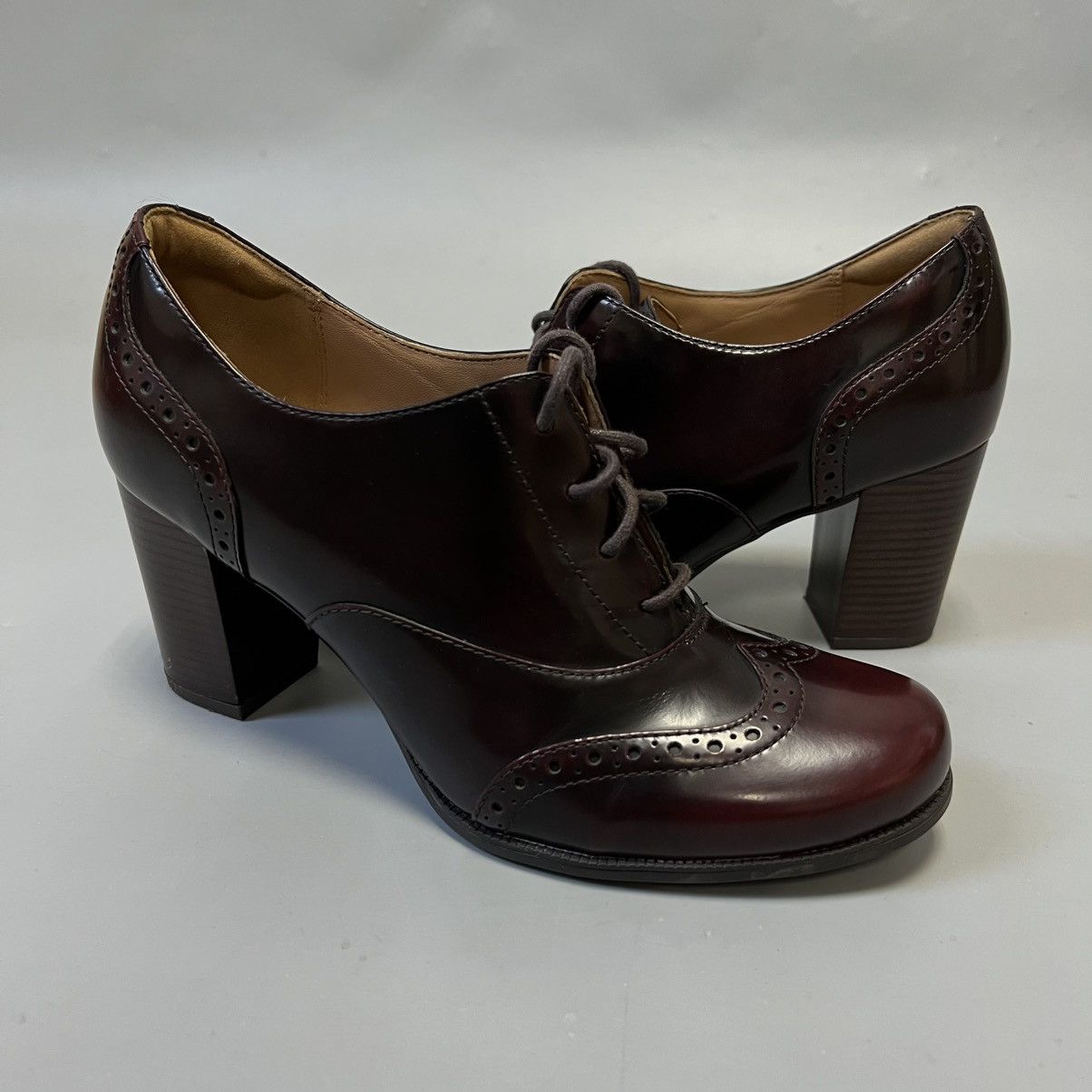 Clarks Clarks Artisan Burgundy Leather Wingtip Oxford Heels Size US 8 / IT 38 - 2 Thumbnail