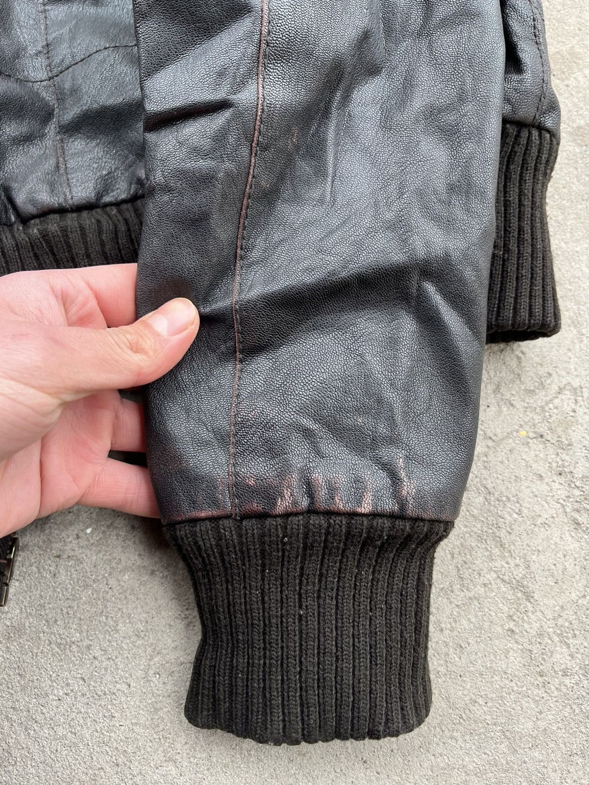 Allsaints × Japanese Brand Vintage Allsaints Avant Garde Japanese Faded Leather Jacket Size XS / US 0-2 / IT 36-38 - 23 Thumbnail