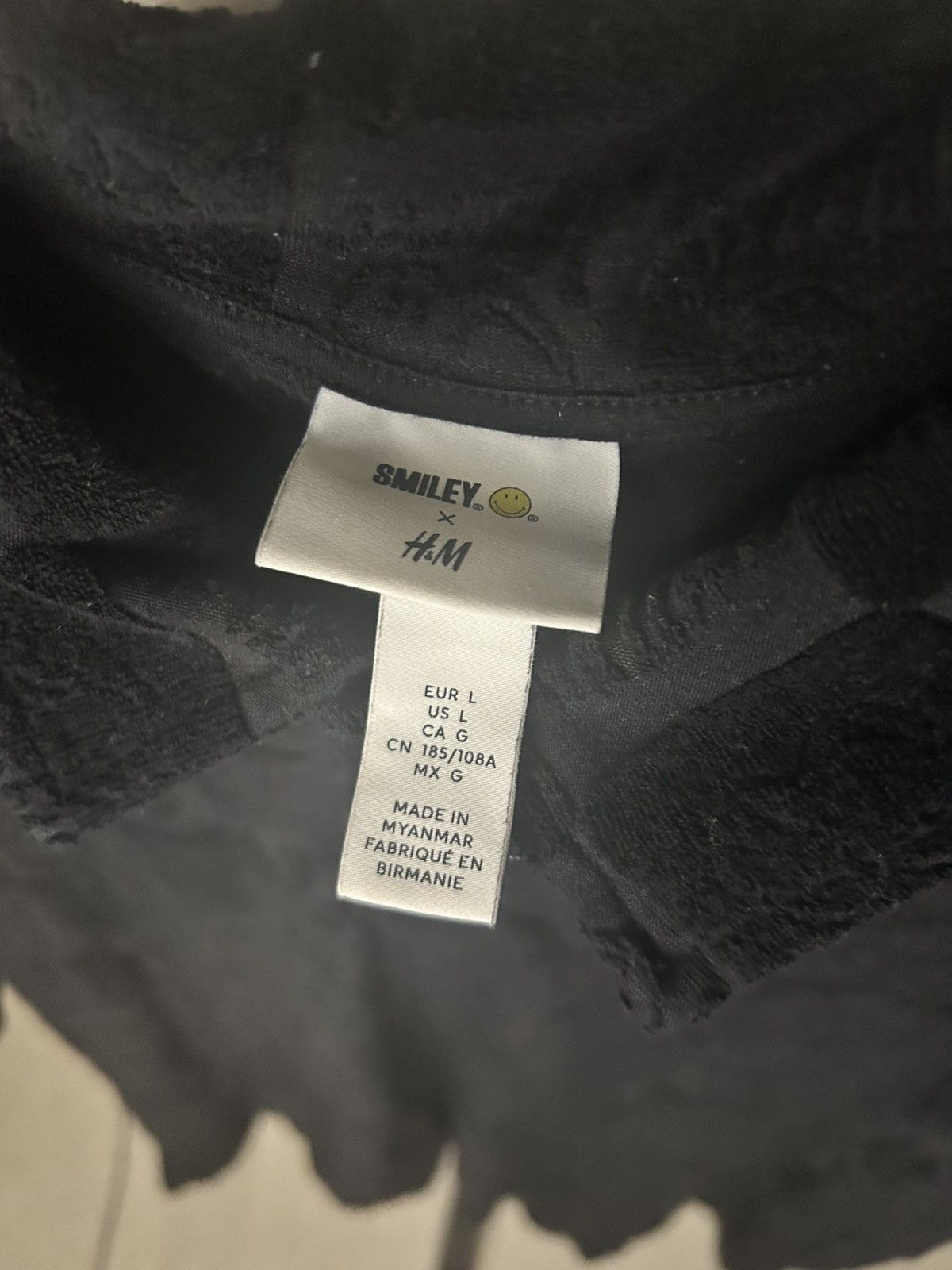 H&M “SMILEY” BLACK POLO Size US L / EU 52-54 / 3 - 3 Thumbnail
