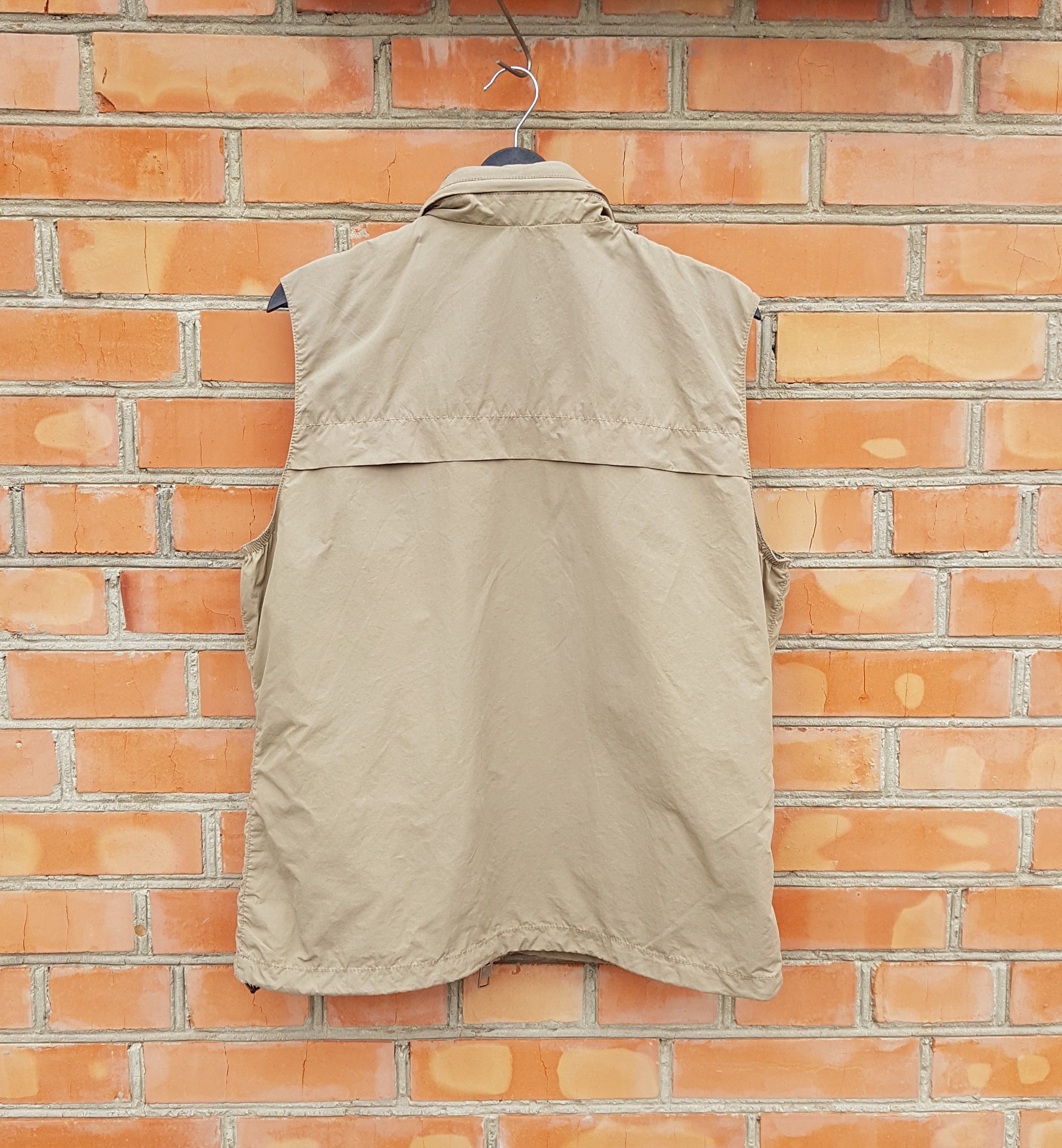 Woolrich Woolen Mills Woolrich Nylon Vest Jacket sz L Size US L / EU 52-54 / 3 - 6 Thumbnail