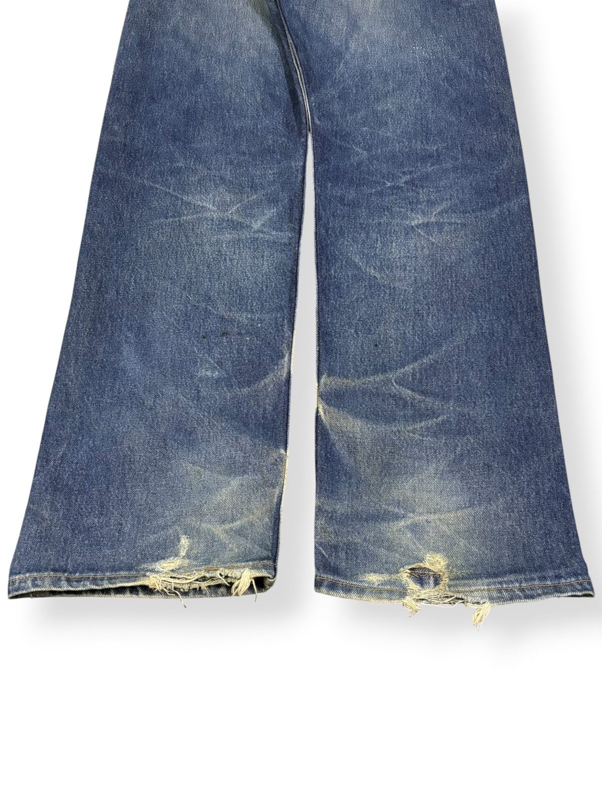 Levi's Vintage 90s Levis 501XX Button Fly Mud Wash Loose Fit Jeans Size US 37 - 13 Thumbnail