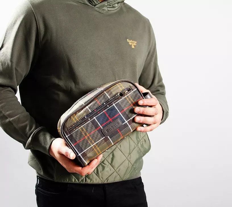 Barbour Barbour Durable Canvas & Leather Trim Tartan Washbag Size ONE SIZE - 8 Thumbnail