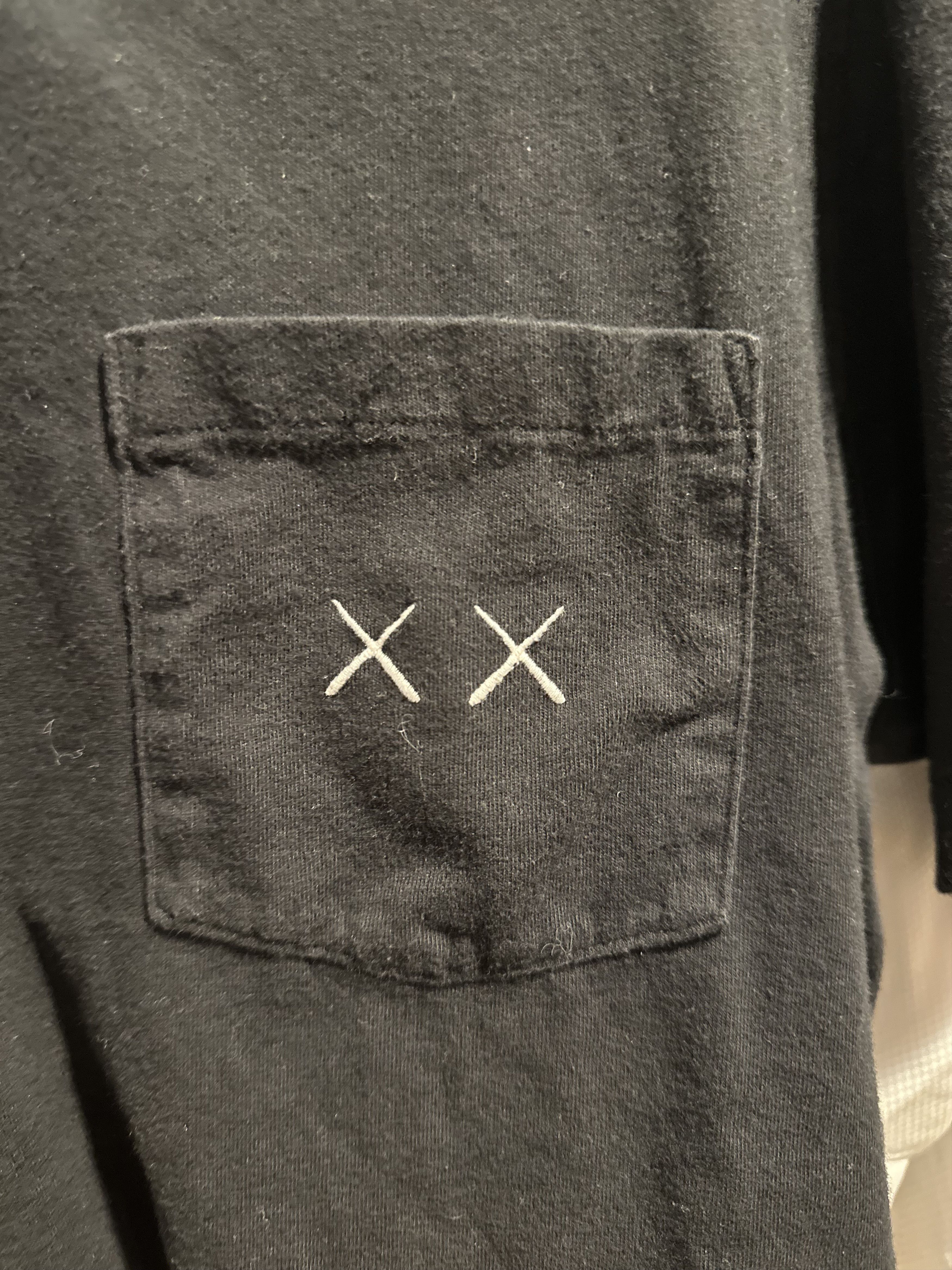 Kaws × Uniqlo Kaws x Sesame Street x Uniqlo collaboration T Shirt Size US L / EU 52-54 / 3 - 5 Thumbnail