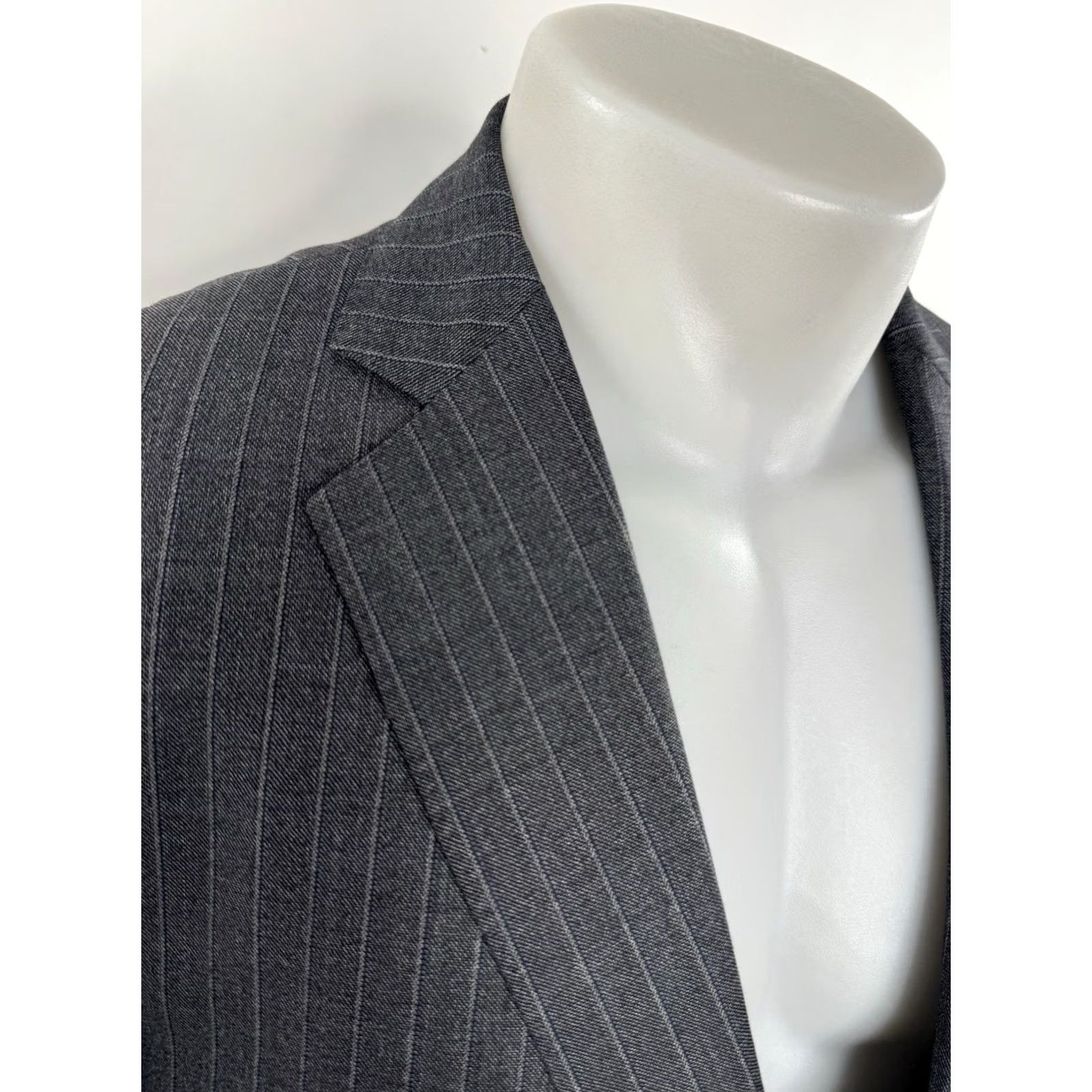Brooks Brothers BROOKS BROTHERS Regent / CANONICO - WOOL Striped Blazer Jacket 44 R Gray / Blue Mens Size 44R - 2 Thumbnail