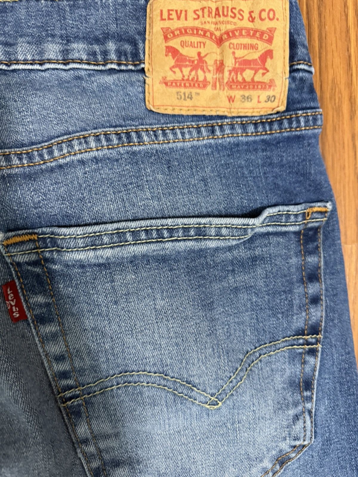 Levi's Levi’s 514 Straight Leg Jeans Medium Wash Size 36 x 30. Size US 36 / EU 52 - 6 Thumbnail
