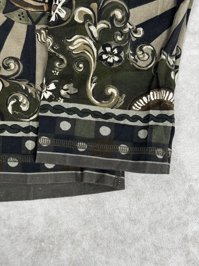Dolce & Gabbana 2010s Dolce & Gabbana Green Fantasy World Henley Longsleeve Size US M / EU 48-50 / 2 - 8 Thumbnail