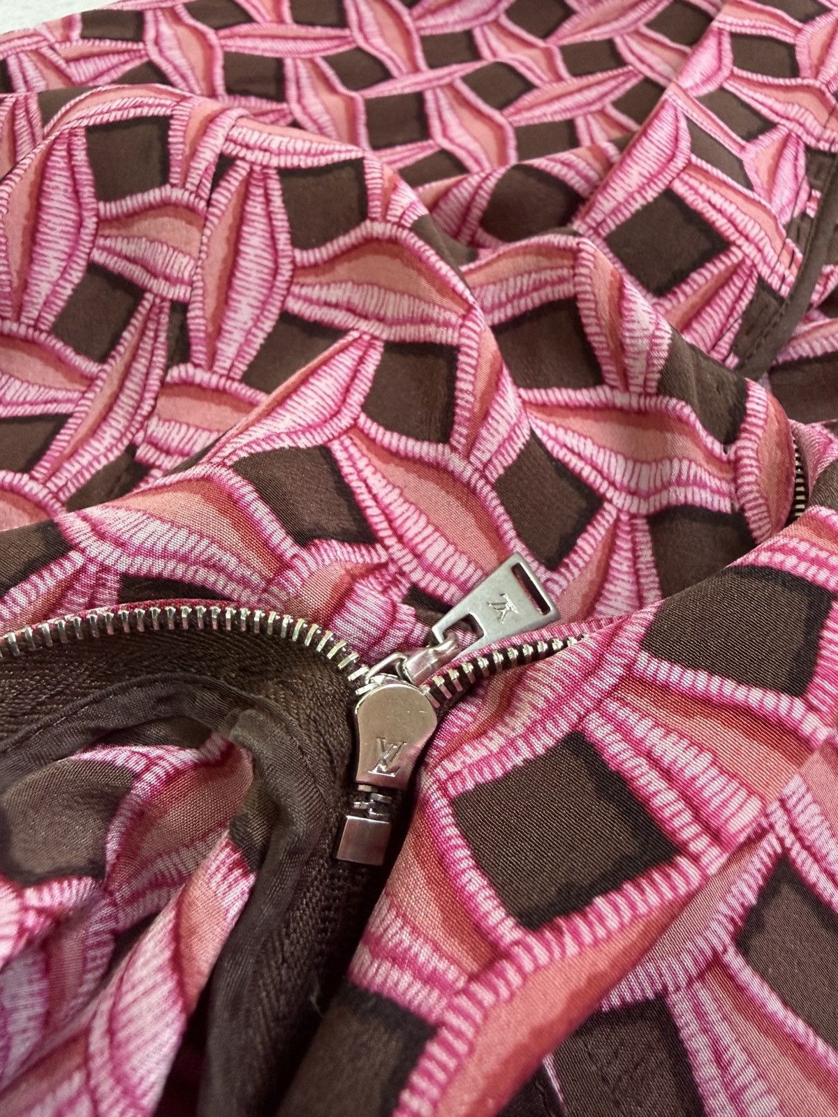 Louis Vuitton Louis Vuitton Womens Silk Printed Knee Length Pink Dress Size M / US 6-8 / IT 42-44 - 19 Thumbnail