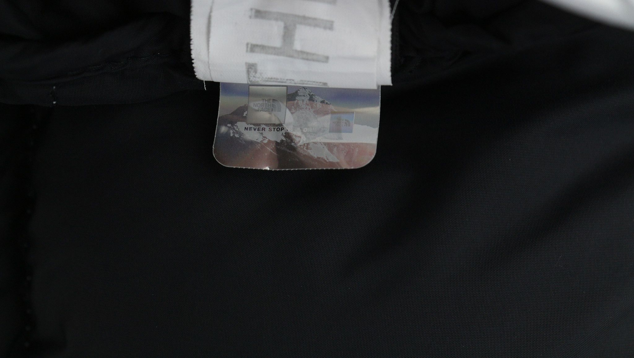 The North Face 1996 RETRO NUPTSE XS 700 Down Hidden Hood 81458 Size US XS / EU 42 / 0 - 13 Thumbnail