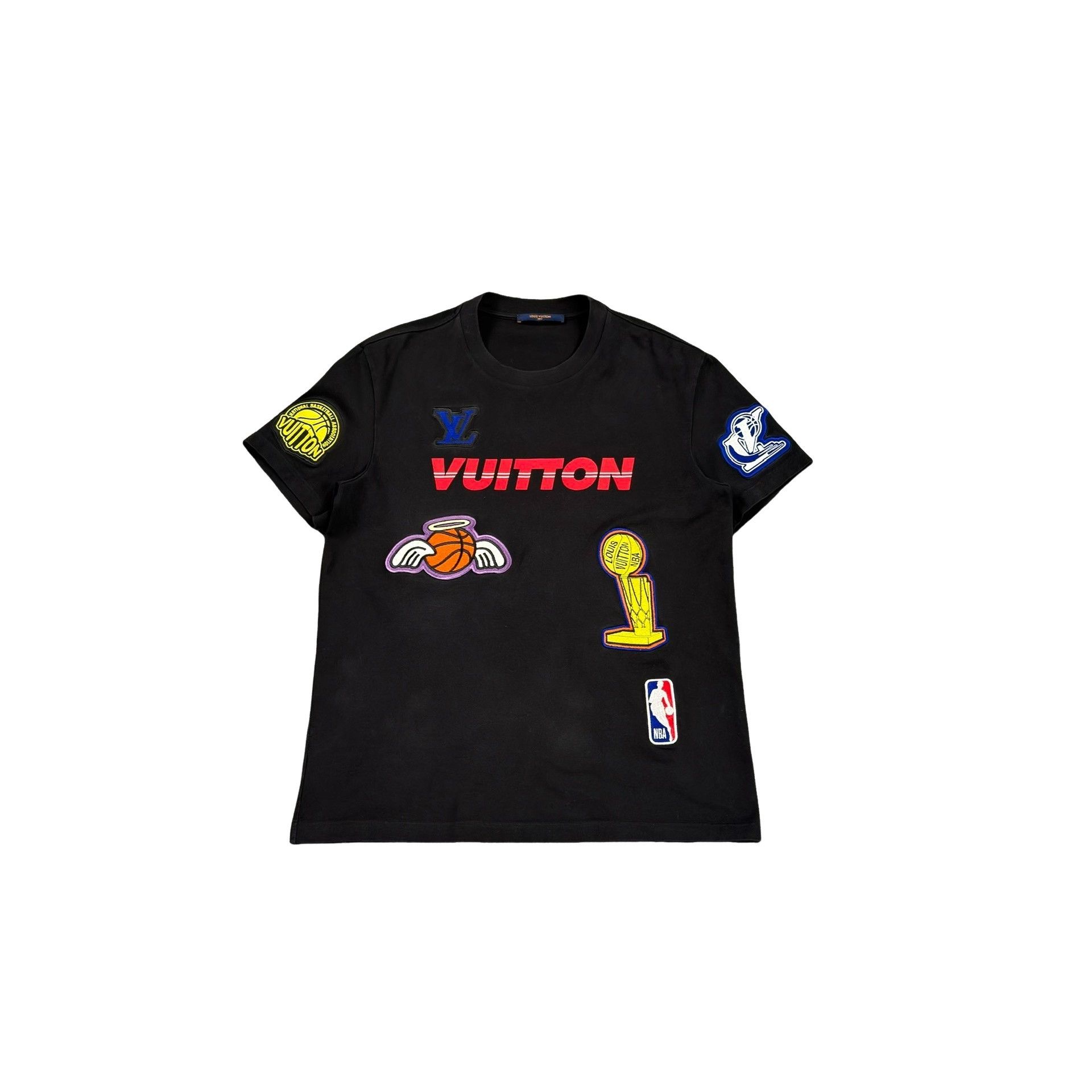 Louis Vuitton Louis Vuitton x NBA Embroidered Logo T-Shirt Size L Size US L / EU 52-54 / 3 - 1 Thumbnail
