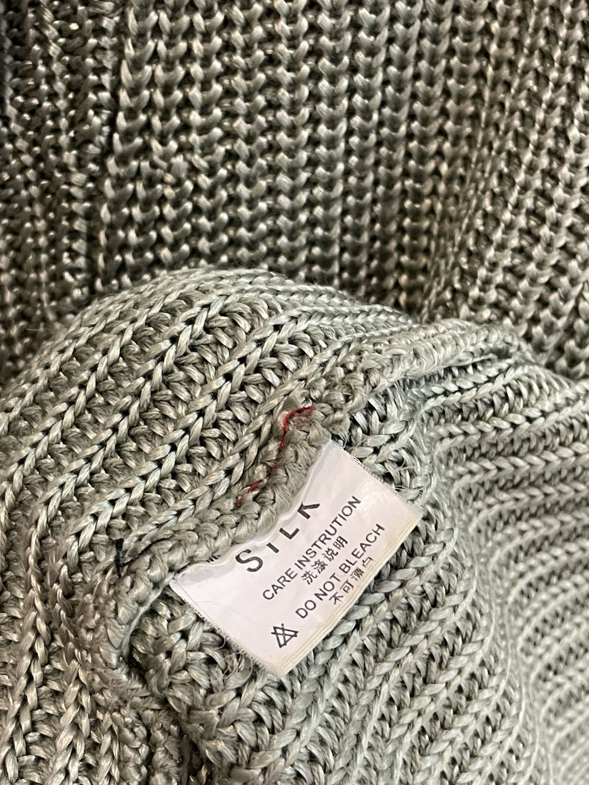 Salvatore Ferragamo × Vintage Vintage Y2K zip up ribbed Silk Salvatore Ferragamo sweater Size L / US 10 / IT 46 - 9 Thumbnail